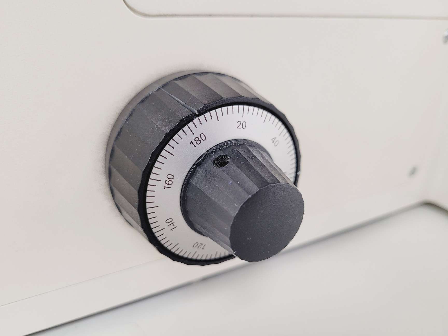 Image of Zeiss Axiovert S100 Microscope with 3 x Objectives Lab