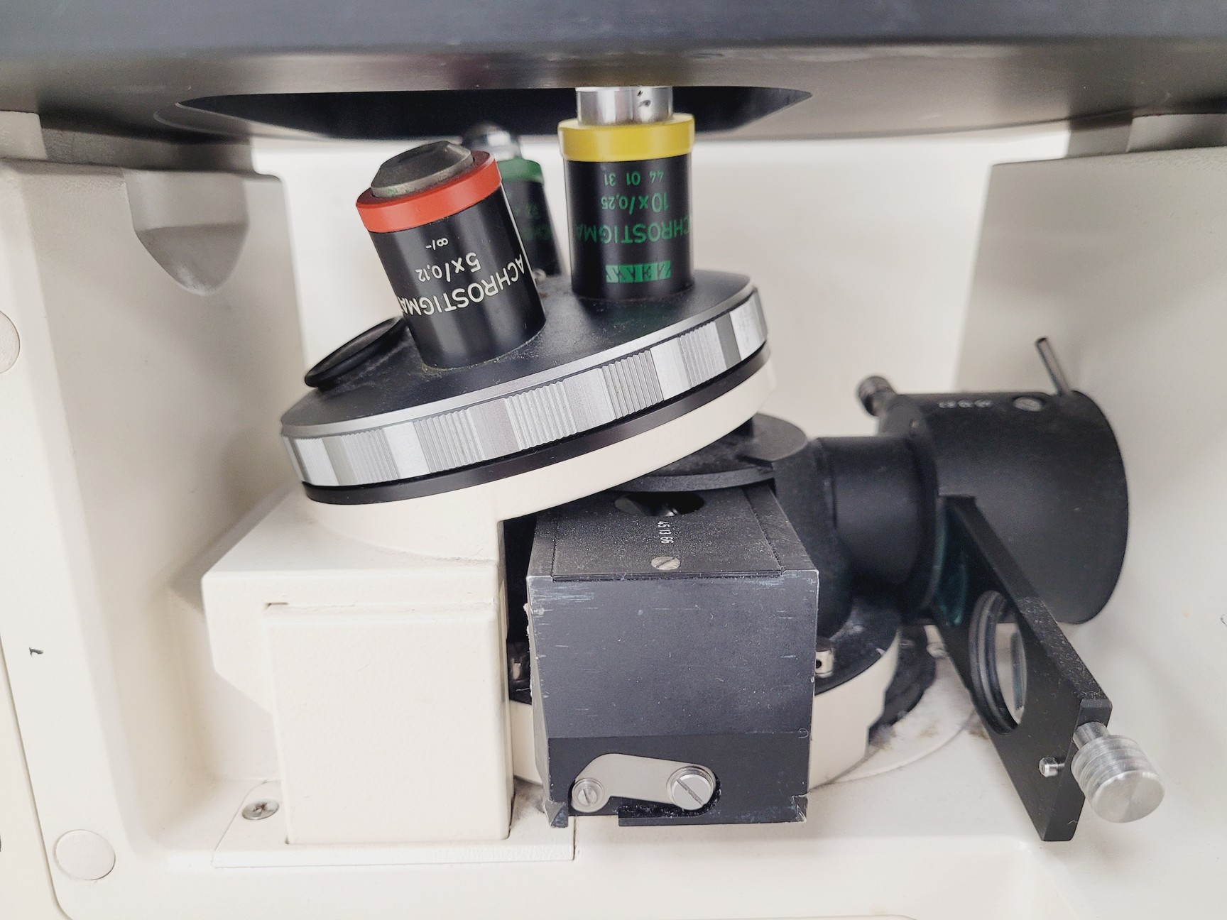 Image of Zeiss Axiovert S100 Microscope with 3 x Objectives Lab