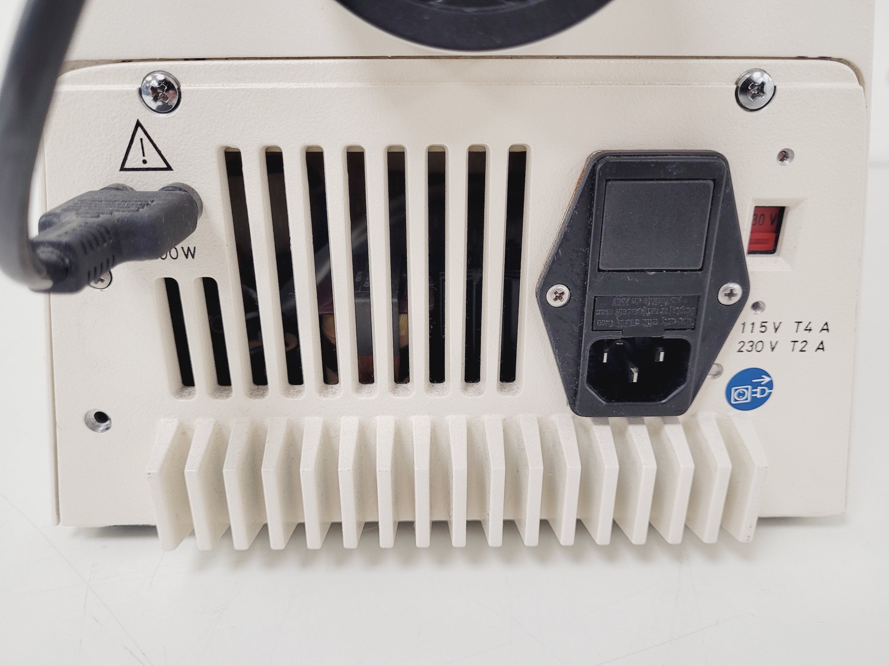 Image of Zeiss Axiovert S100 Microscope with 3 x Objectives Lab