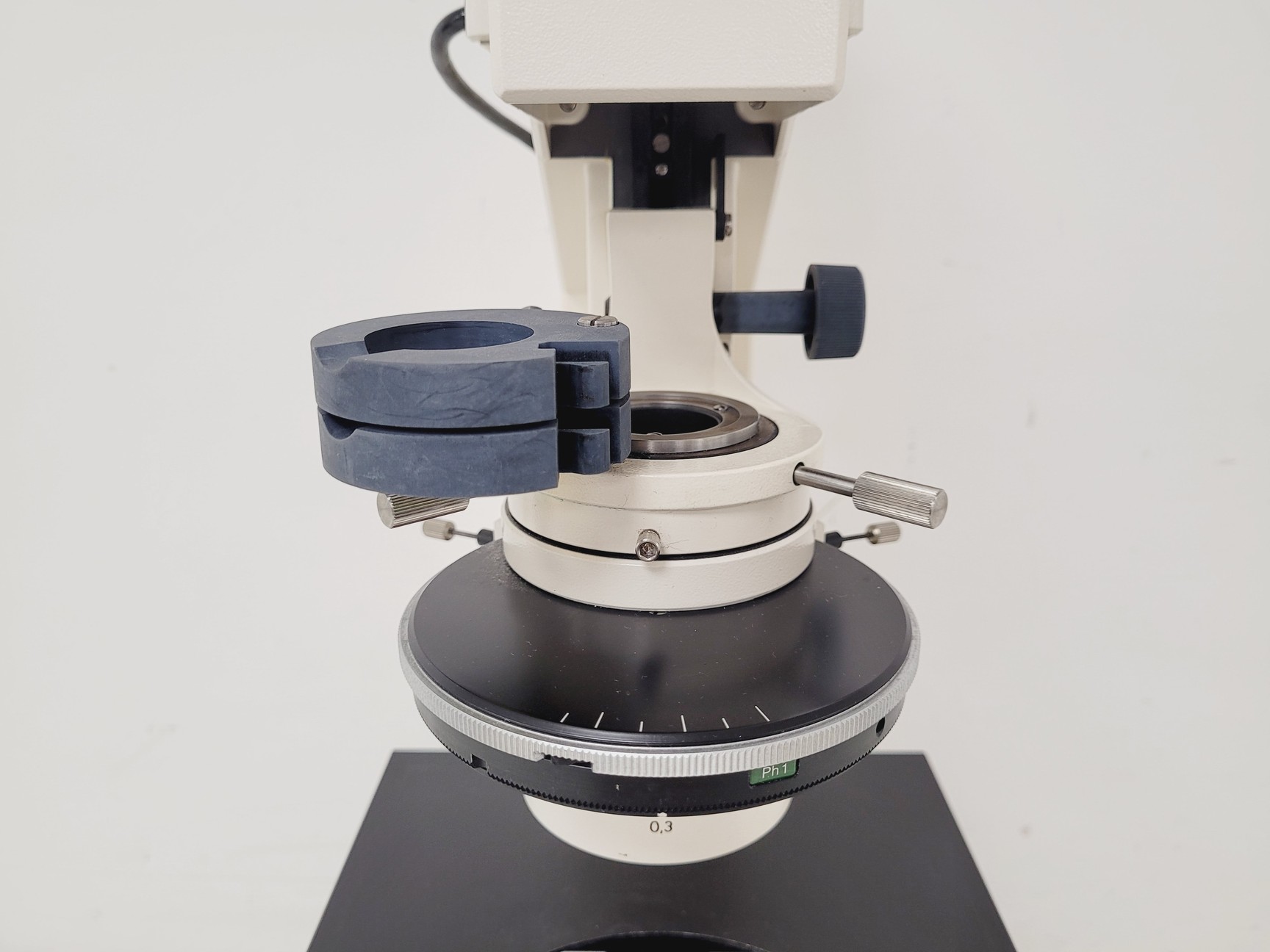 Image of Zeiss Axiovert S100 Microscope with 3 x Objectives Lab