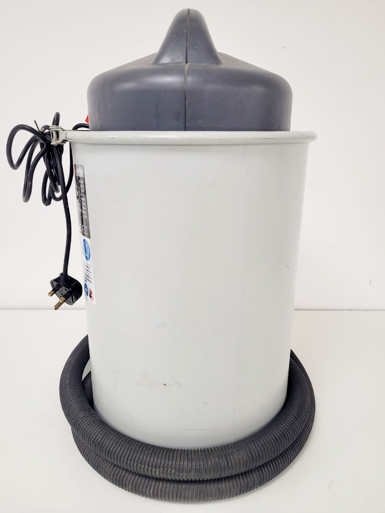 Image of Axminster Hobby Series Vacuum Extractor Model-RDC100H