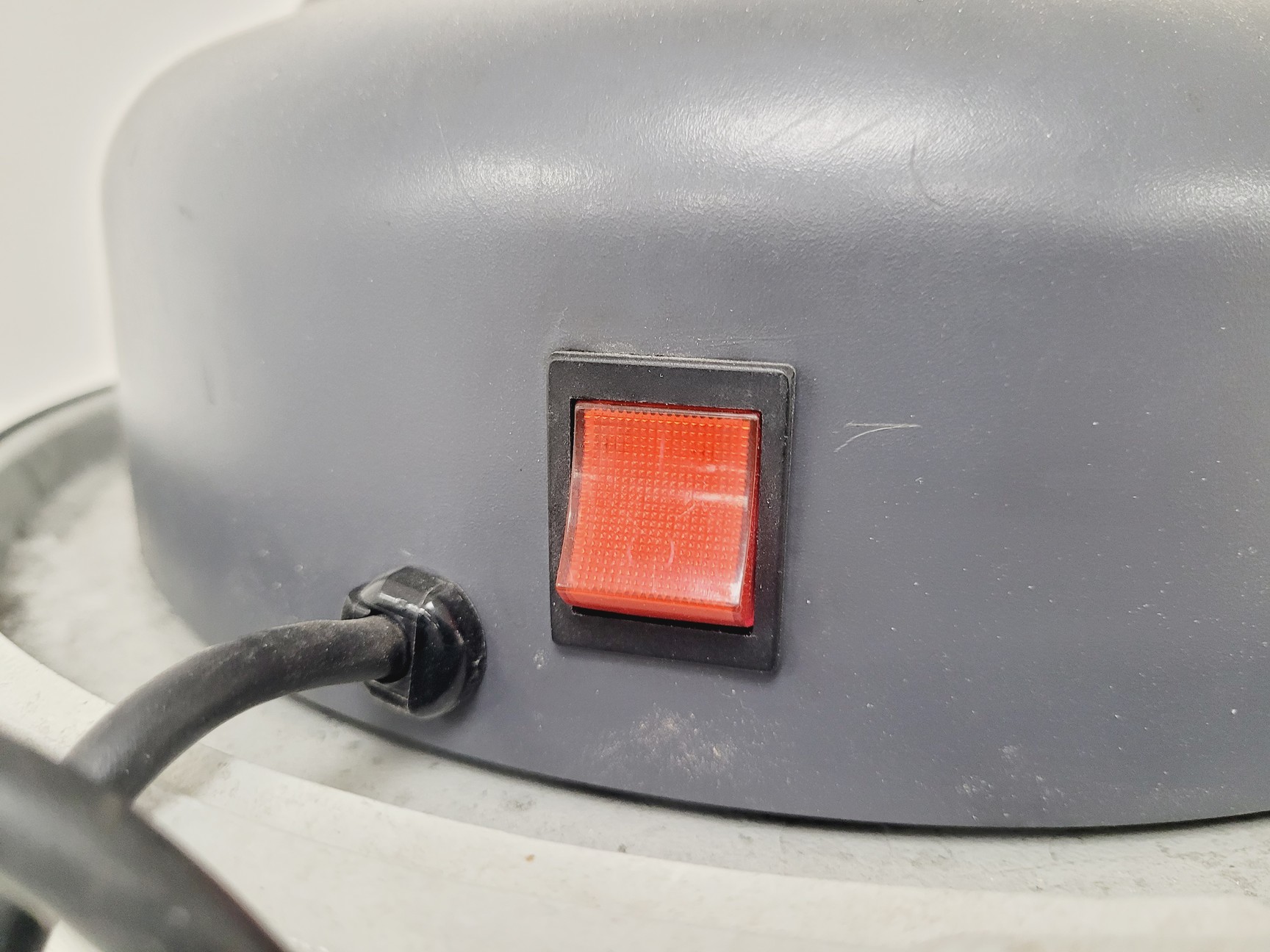Image of Axminster Hobby Series Vacuum Extractor Model-RDC100H