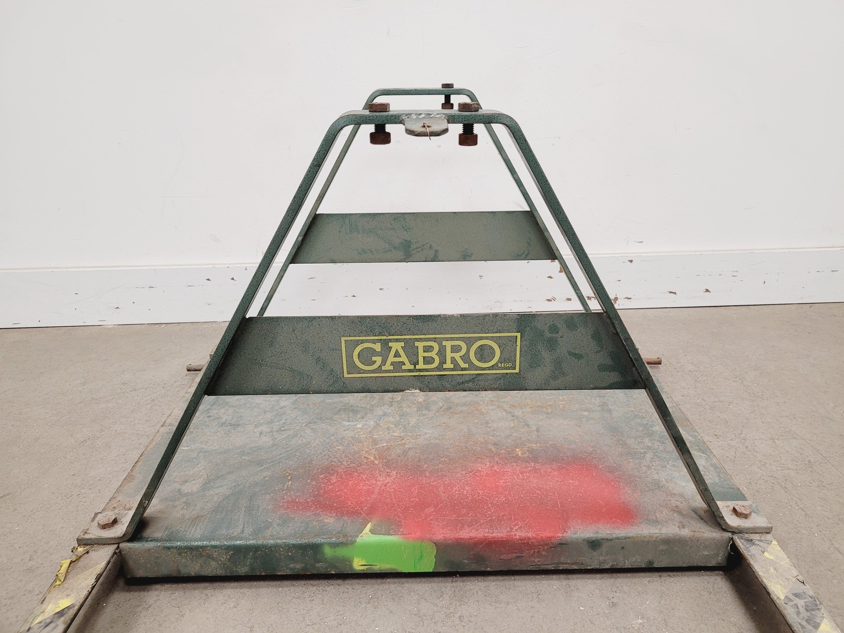 Image of Gabro 4M2 Manual Guillotine and Notcher Engineering