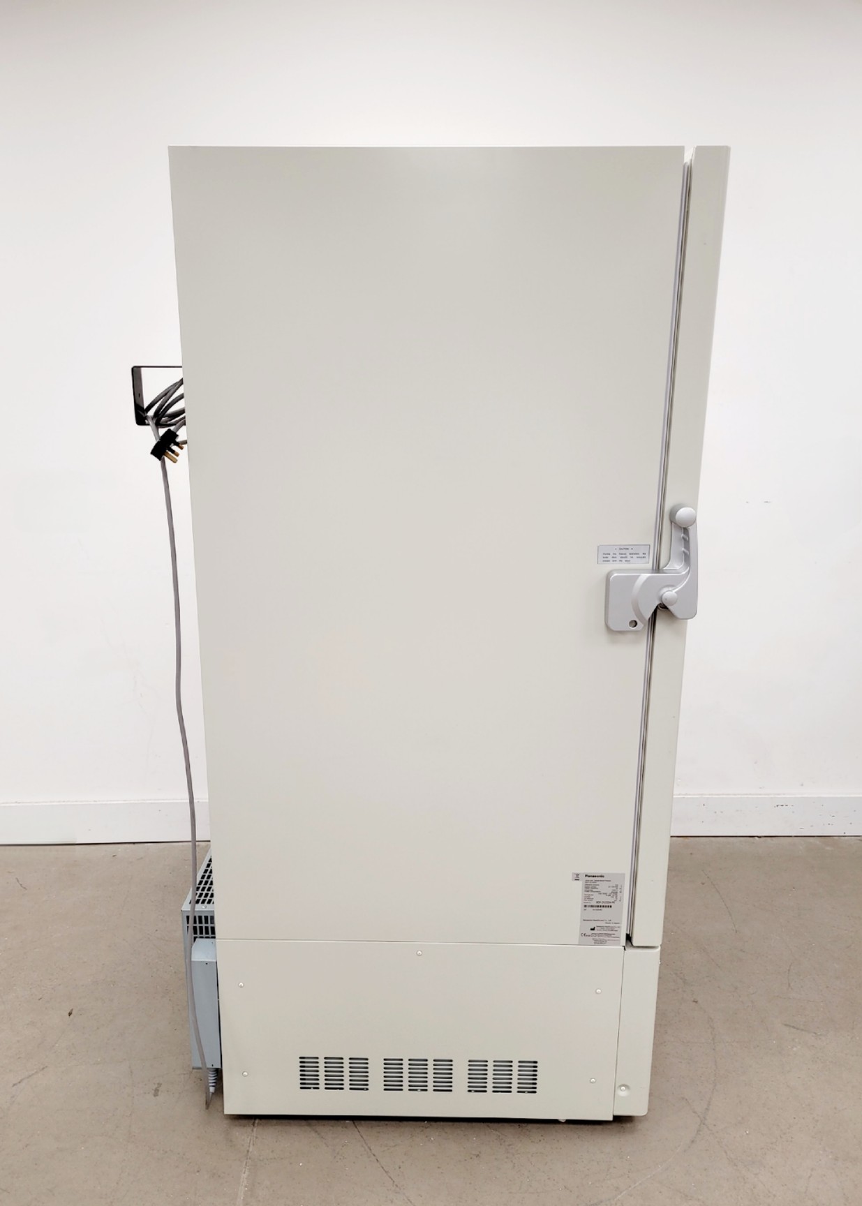 Image of Panasonic MDF-DU300H Ultra-Low Temperature Freezer Lab