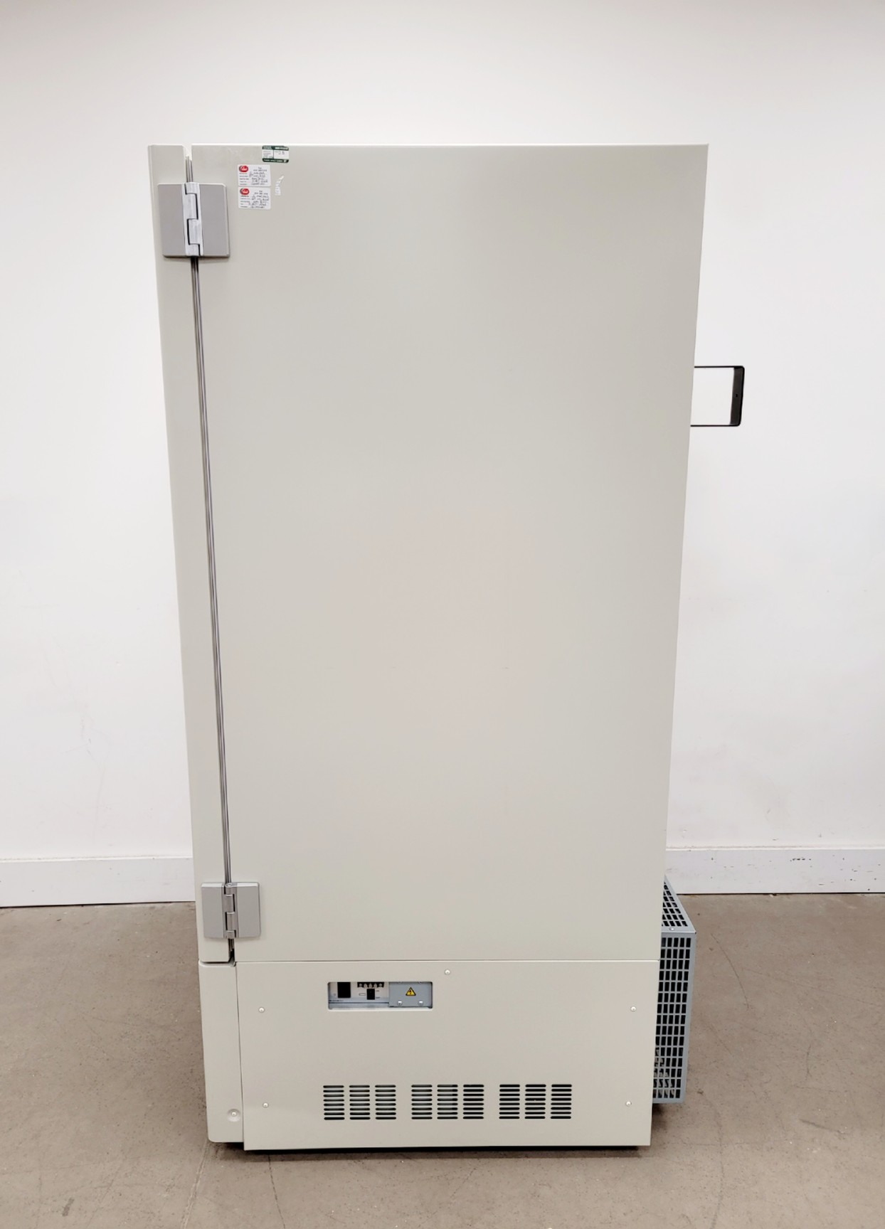 Image of Panasonic MDF-DU300H Ultra-Low Temperature Freezer Lab