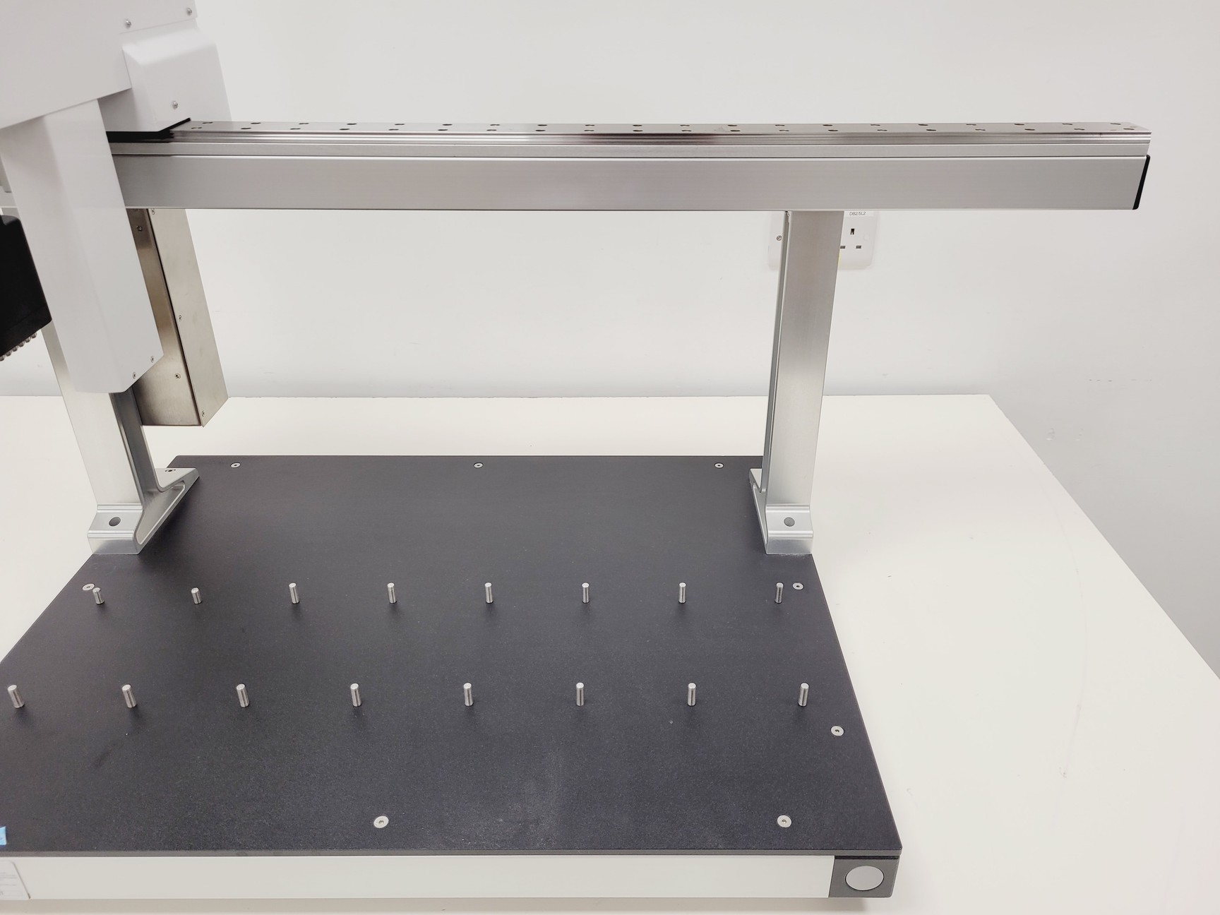 Image of Hudson Solo SOL9 Automated Liquid Handler System w/ Software Lab