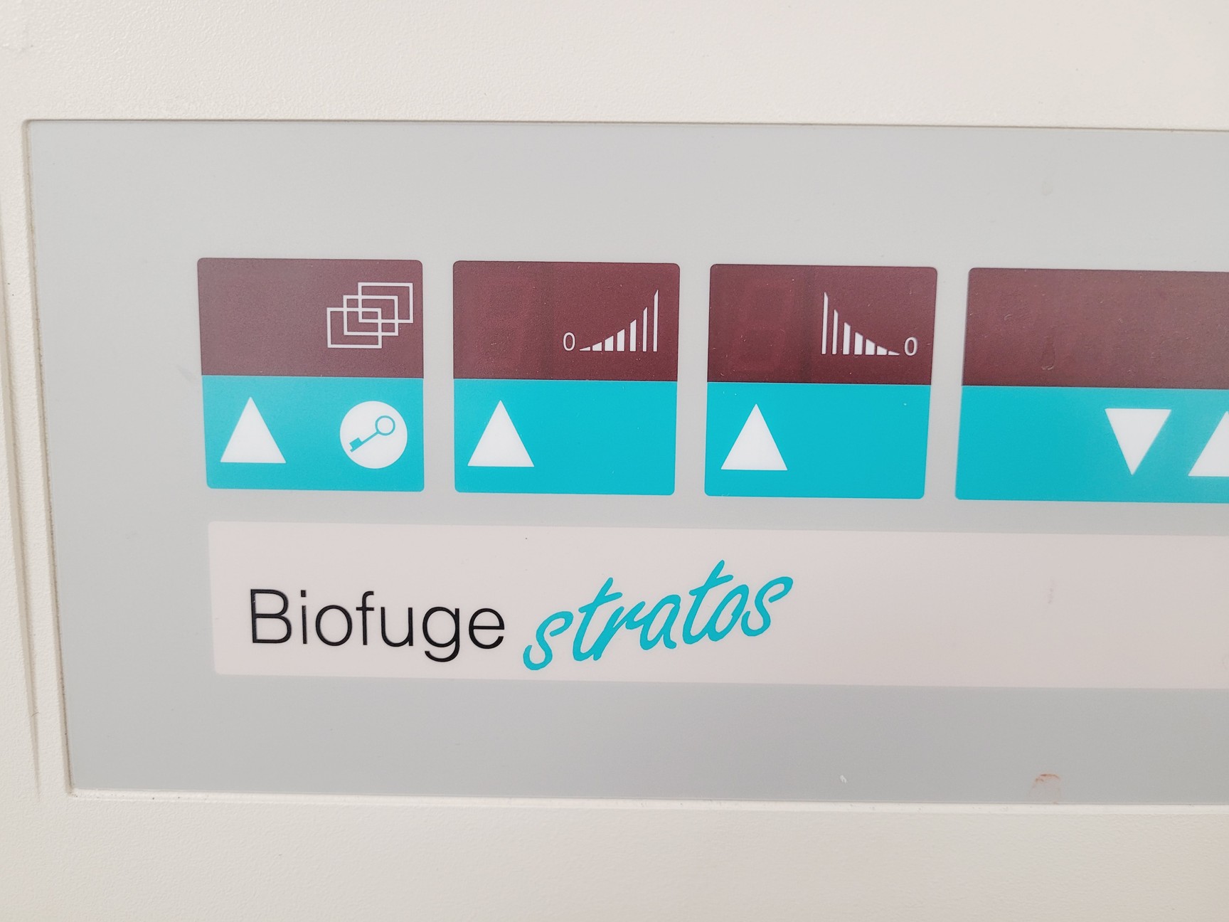 Image of Heraeus Biofuge Stratos Benchtop Centrifuge Lab Spares/Repairs