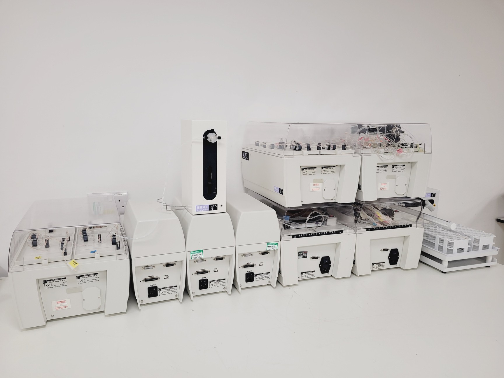 Image of Seal AA3 - 2 x Control Modules, 3 x Chem Trays and Pump