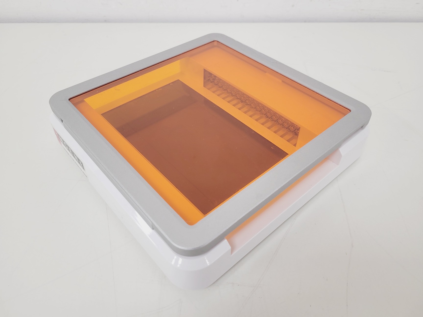 Image of Syngene Blue Slimline LED Transilluminator Stage Lab