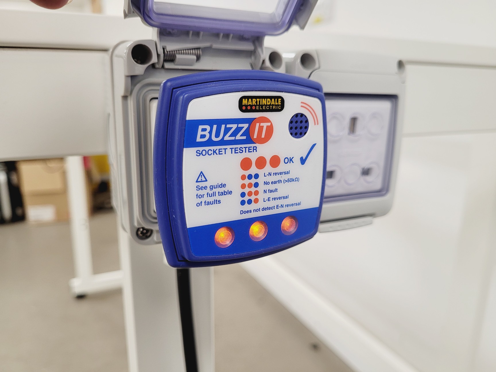 Image of Monmouth DFC1500 Ducted Fume Hood With Stand Lab