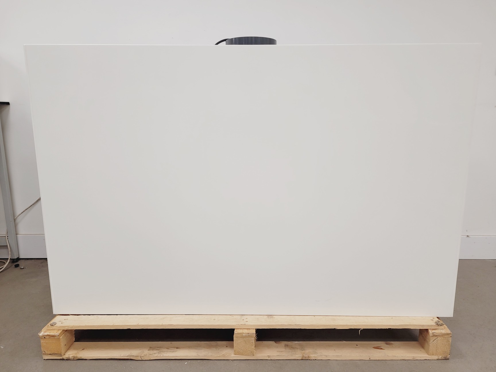 Image of Monmouth DFC1500 Ducted Fume Hood With Stand Lab