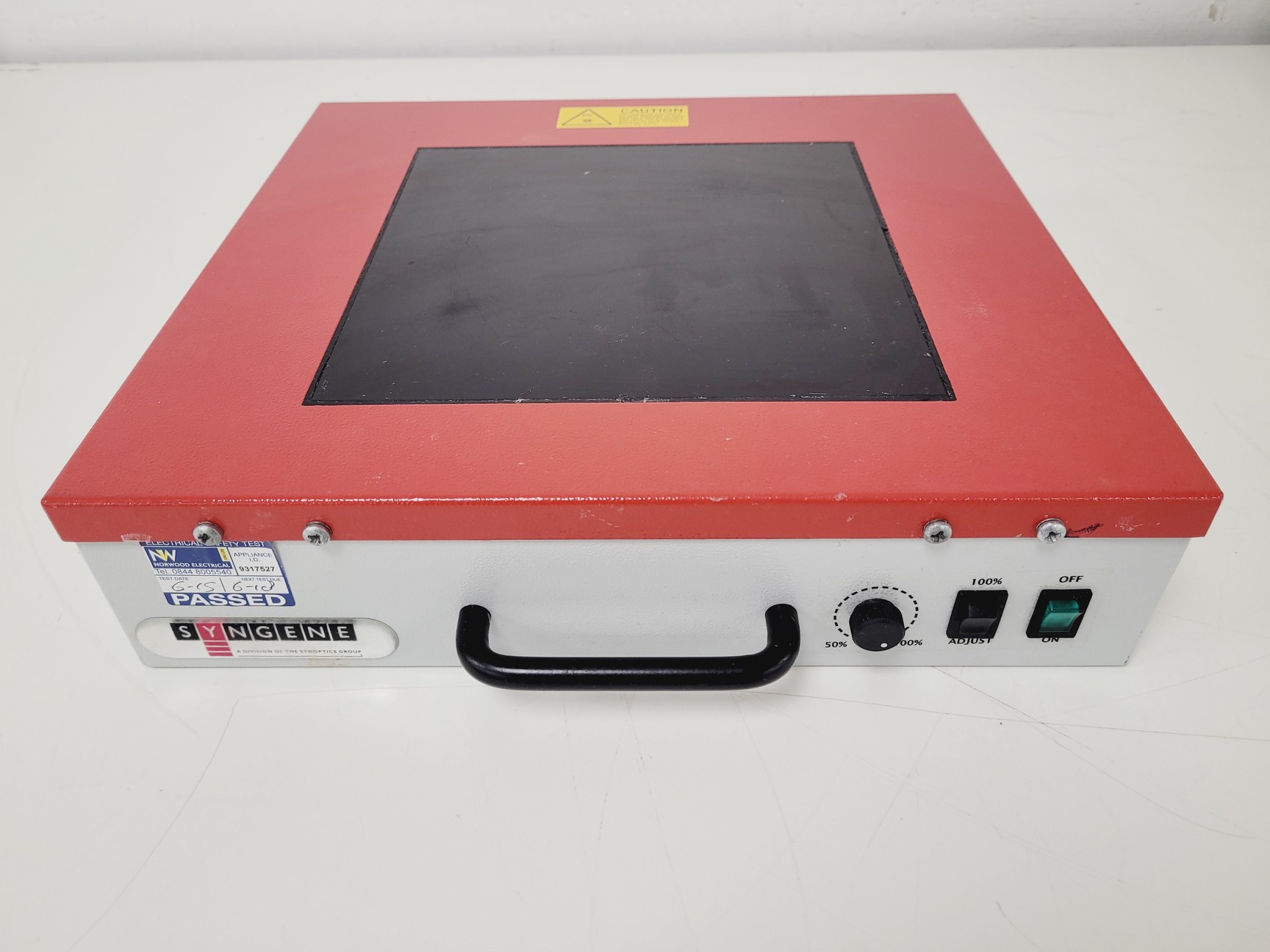 Image of Syngene GeneGenius Bio Imaging System With Digital Graphic Printer UP-D895MD