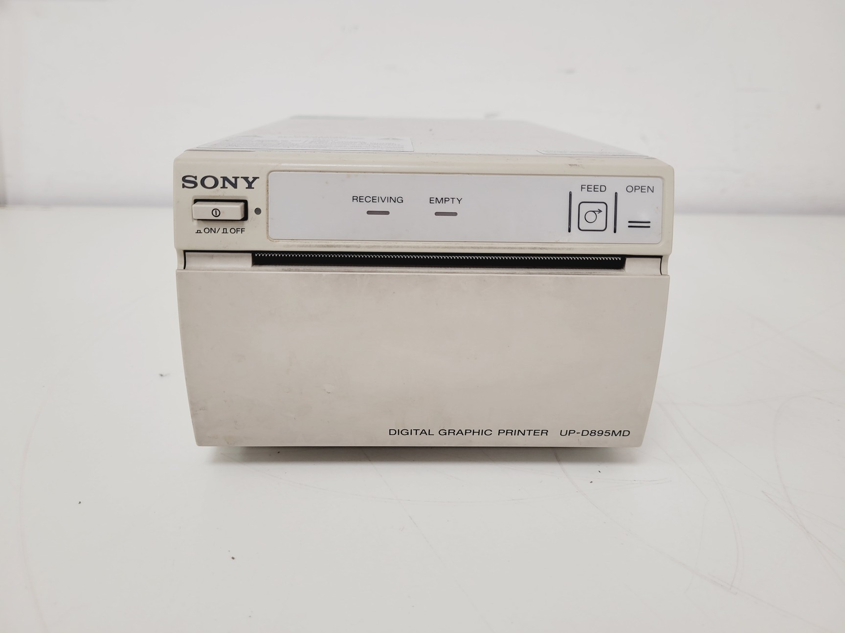 Image of Syngene GeneGenius Bio Imaging System With Digital Graphic Printer UP-D895MD