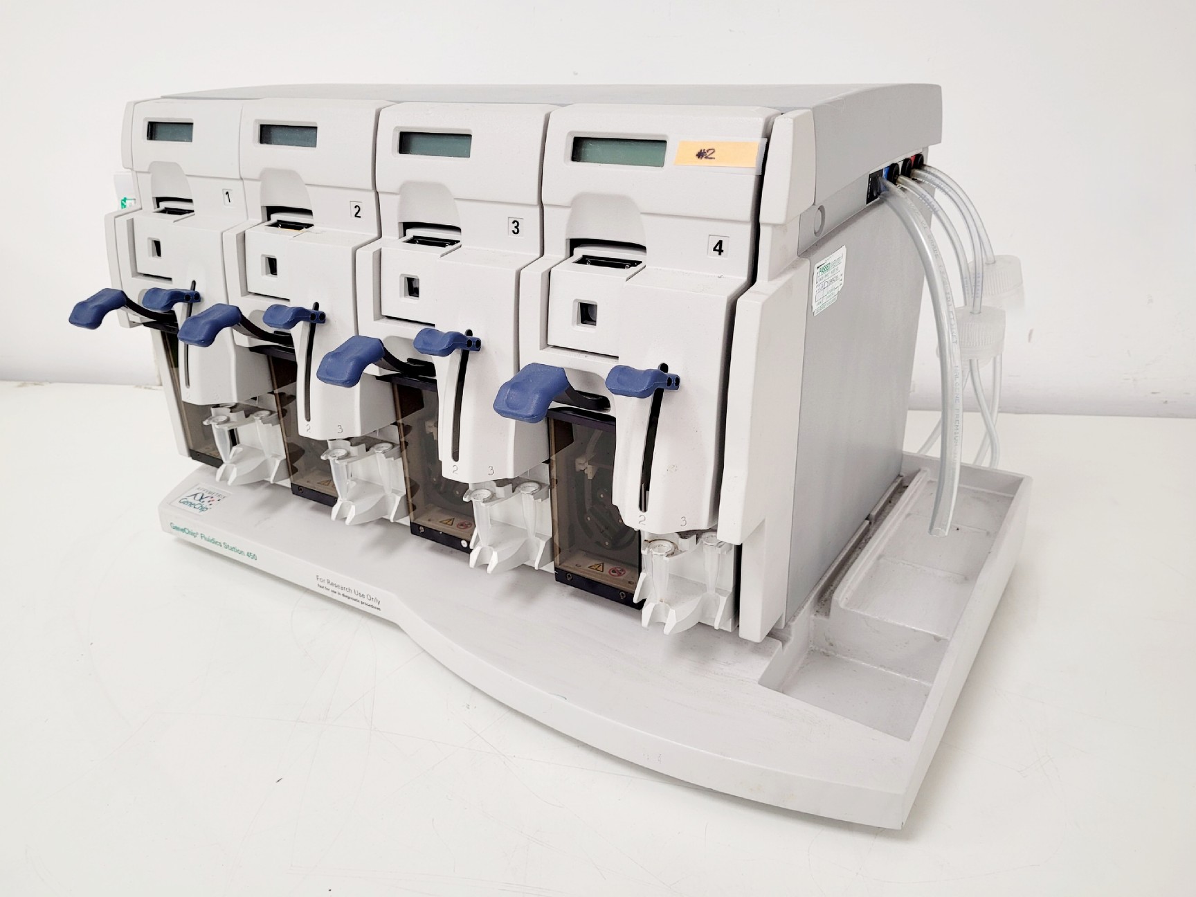 Image of GeneChip Fluidics Station Model 450 Lab