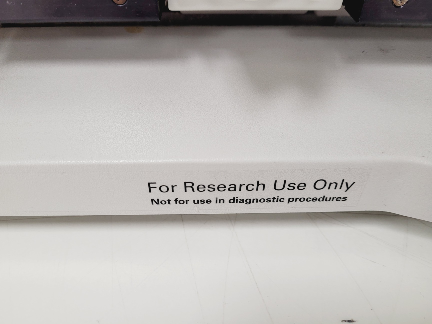 Image of GeneChip Fluidics Station Model 450 Lab