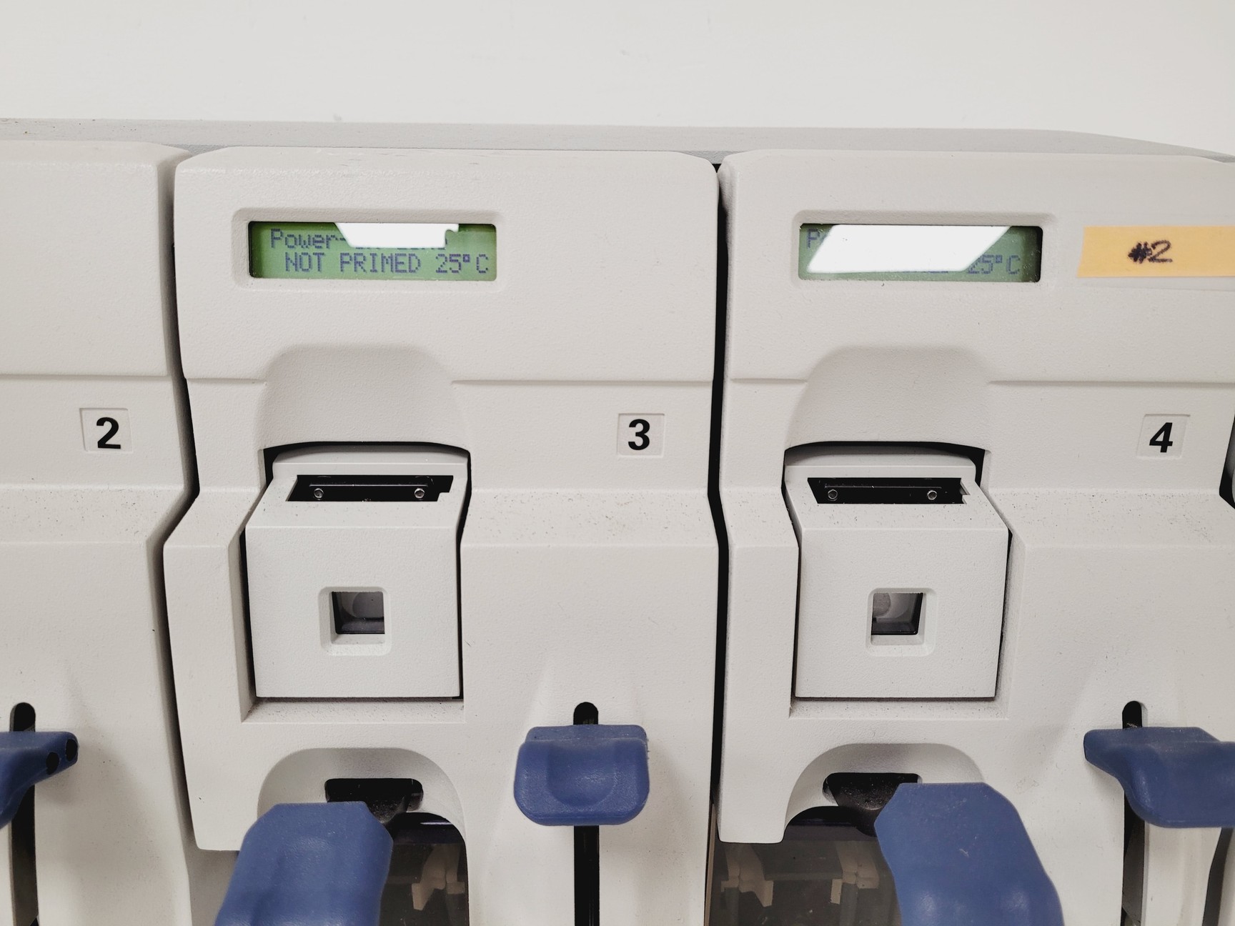 Image of GeneChip Fluidics Station Model 450 Lab