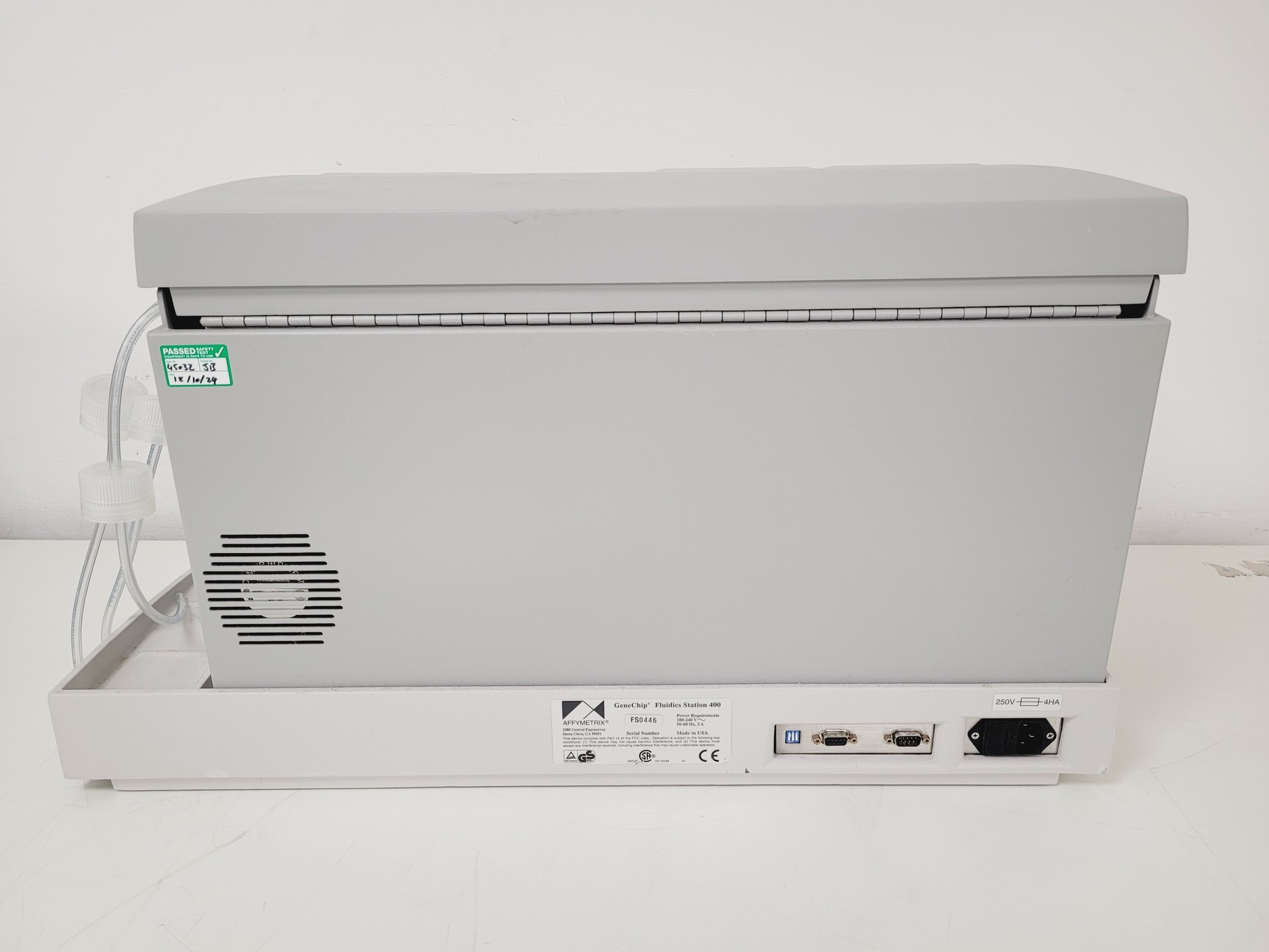 Image of GeneChip Model 450/400 Fluidics Station Lab