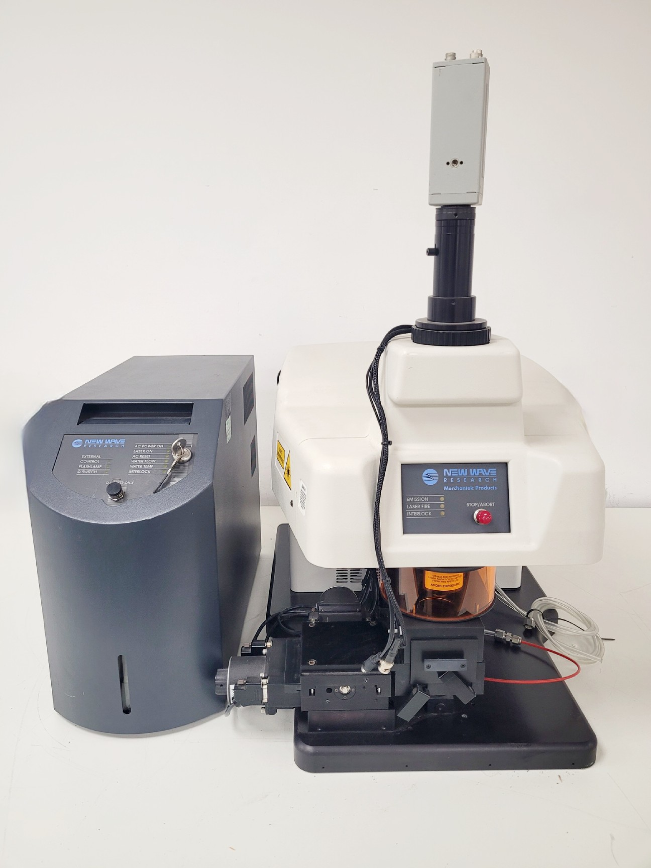 Image of New Wave UP213 Laser Ablation Unit With Power Supply & Large Format Cell