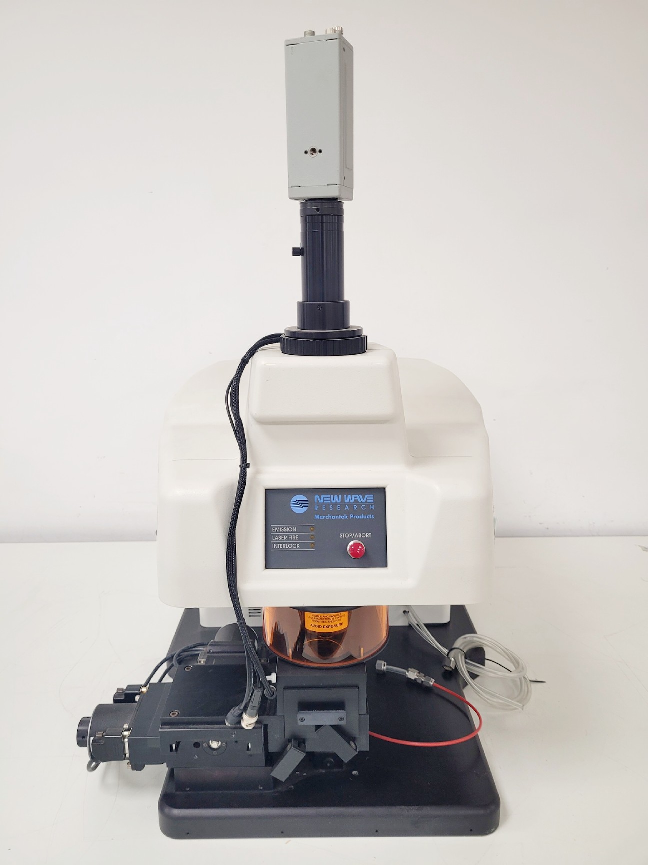 Image of New Wave UP213 Laser Ablation Unit With Power Supply & Large Format Cell