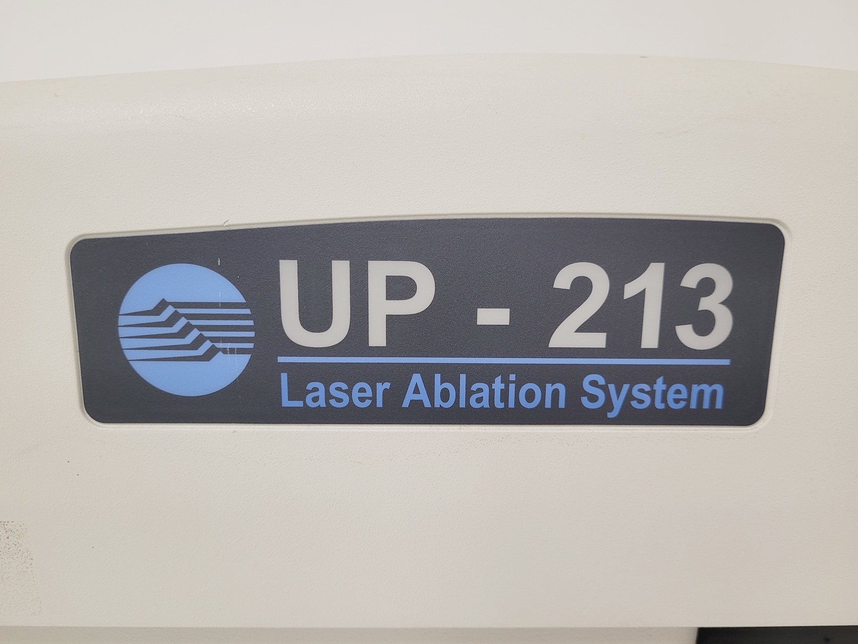 Image of New Wave UP213 Laser Ablation Unit With Power Supply & Large Format Cell