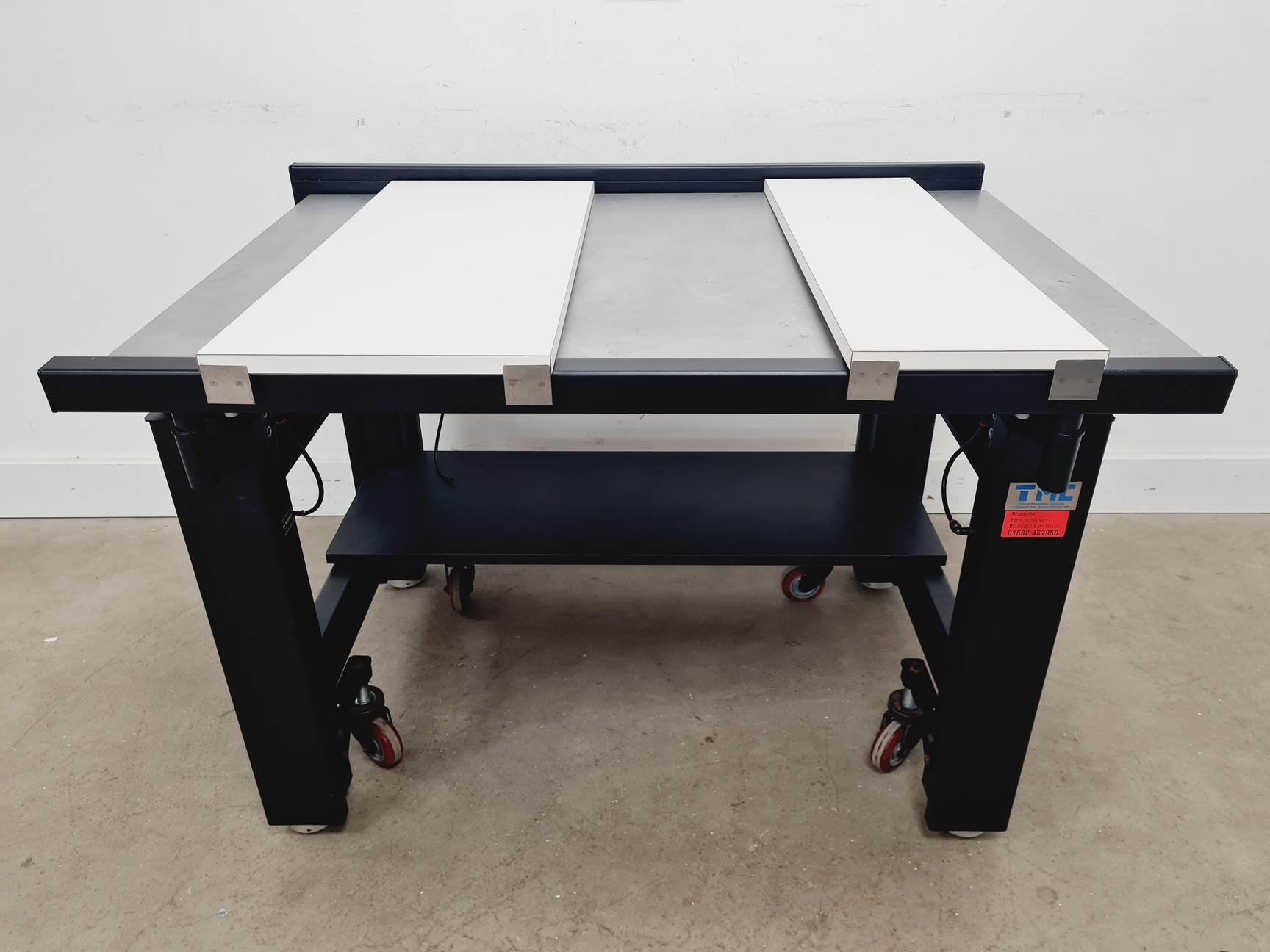 Image of TMC Micro-G 63-541 Anti-Vibration Isolation Table Lab