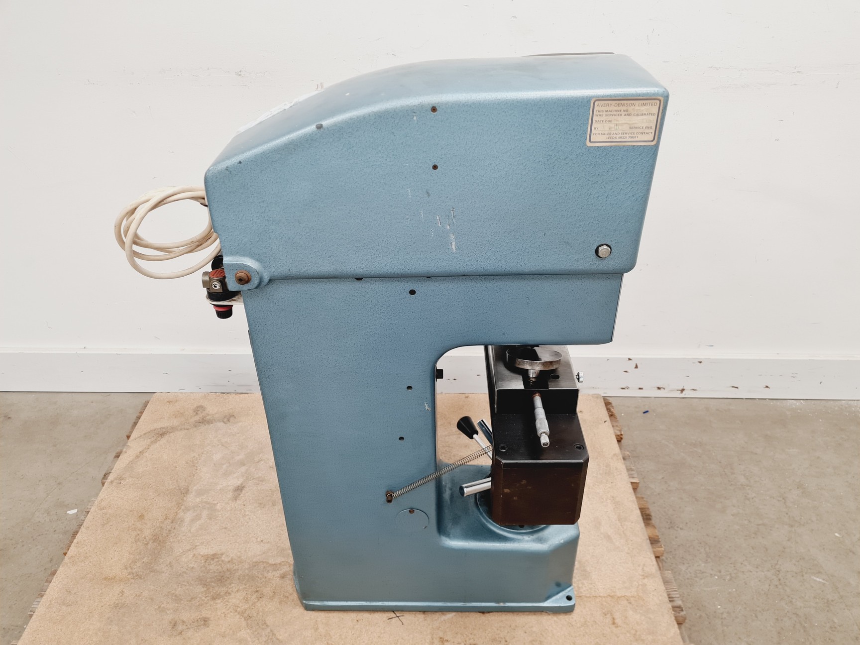 Image of ESEWAY Hardness Tester SPV2P Lab