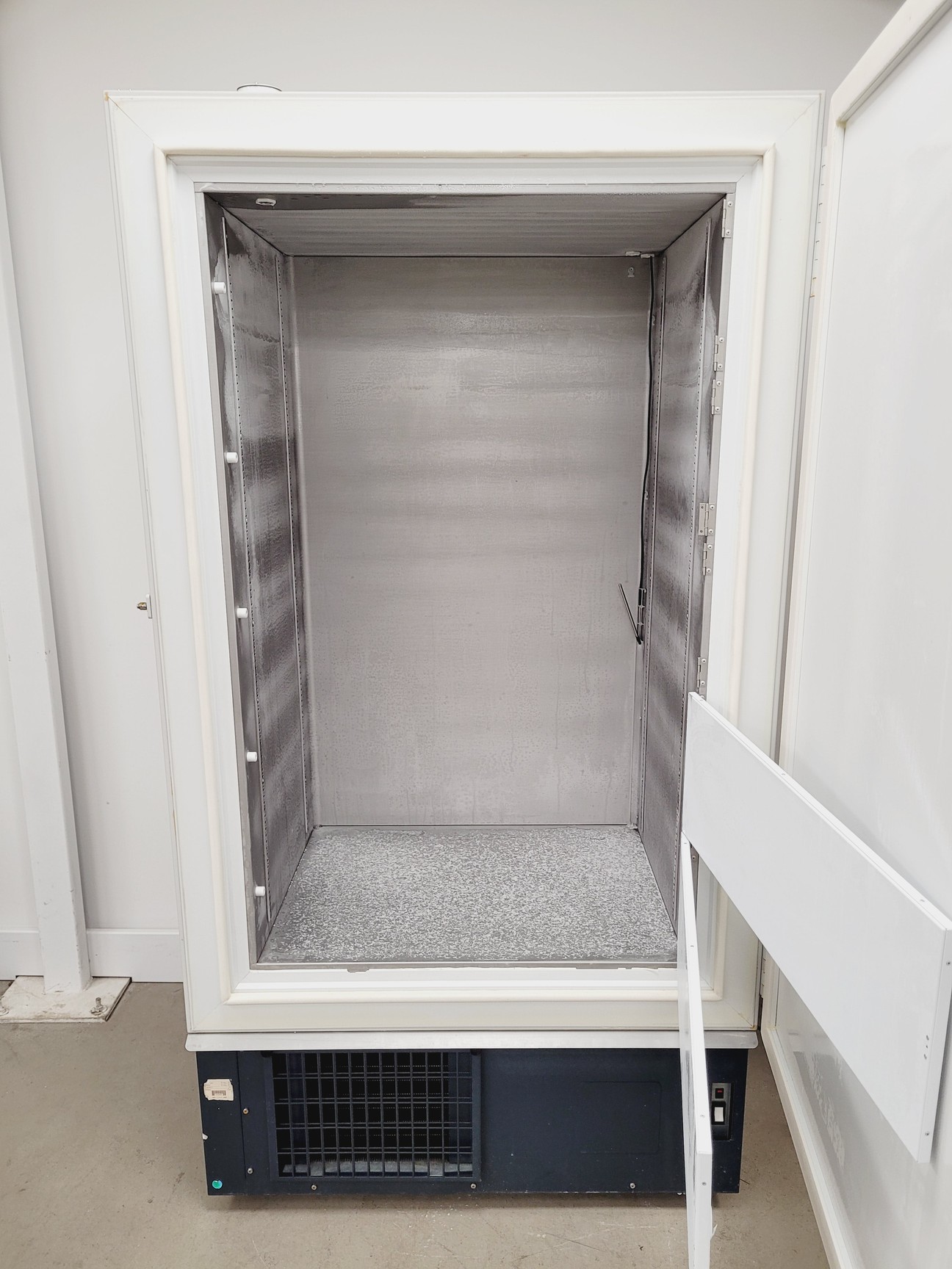 Image of New Brunswick Scientific U570-86 Ultra Low Temperature Freezer Lab Spares/Repair