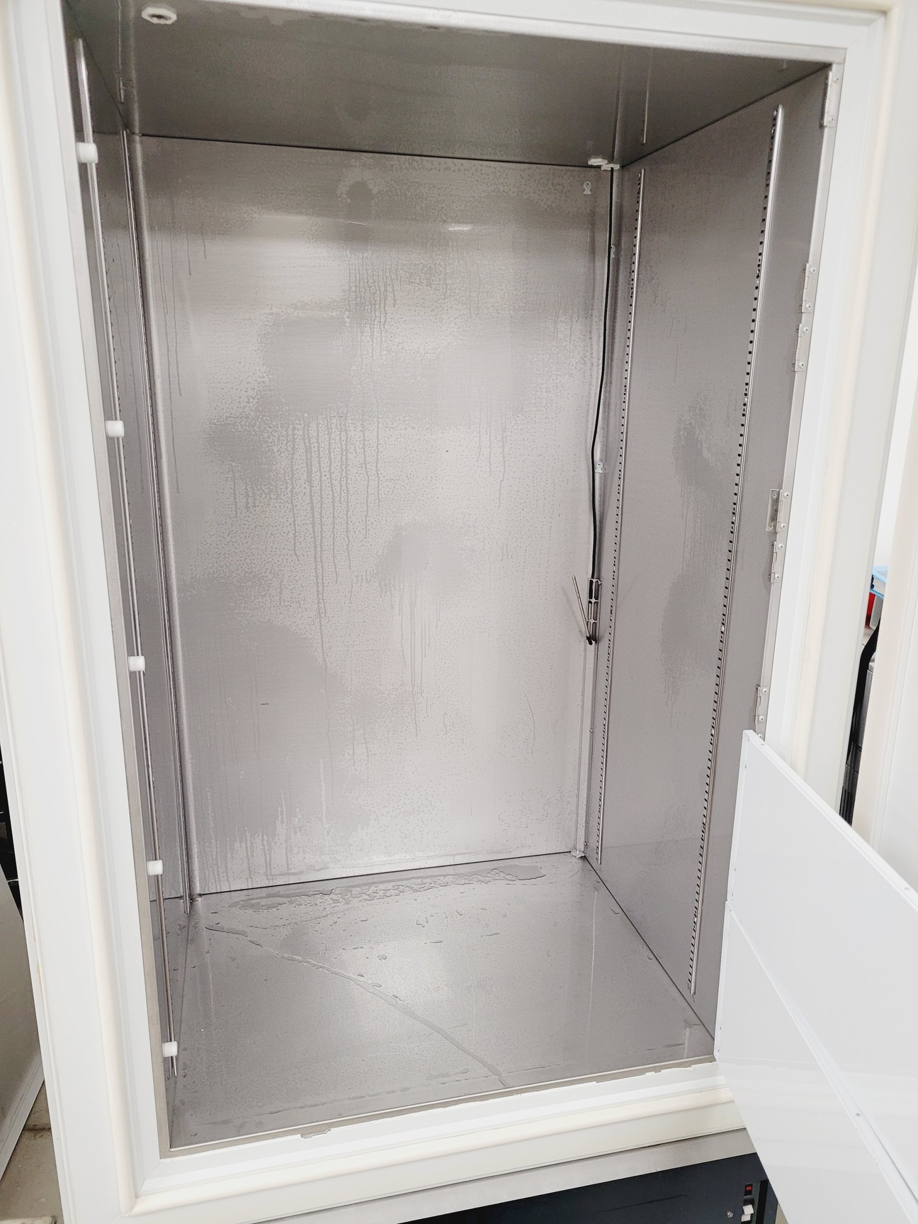 Image of New Brunswick Scientific U570-86 Ultra Low Temperature Freezer Lab Spares/Repair