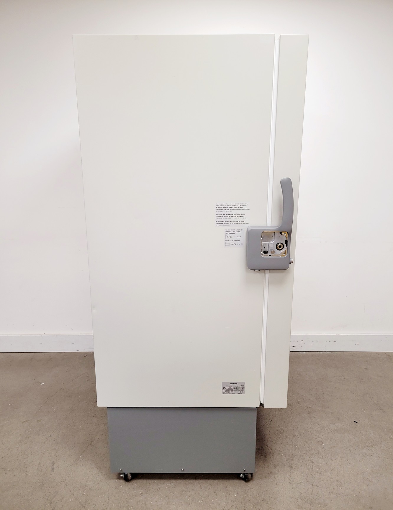 Image of Eppendorf CryoCube F570h -86 Ultra Low Temperature Freezer Lab