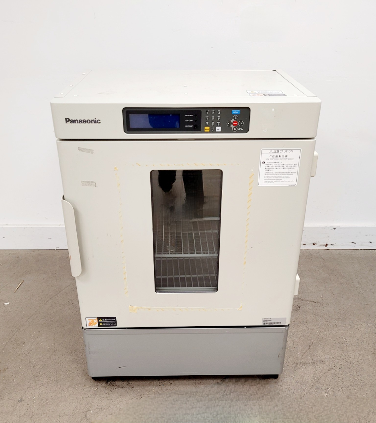 Image of Panasonic MIR-154-PE Cooled Incubator Lab