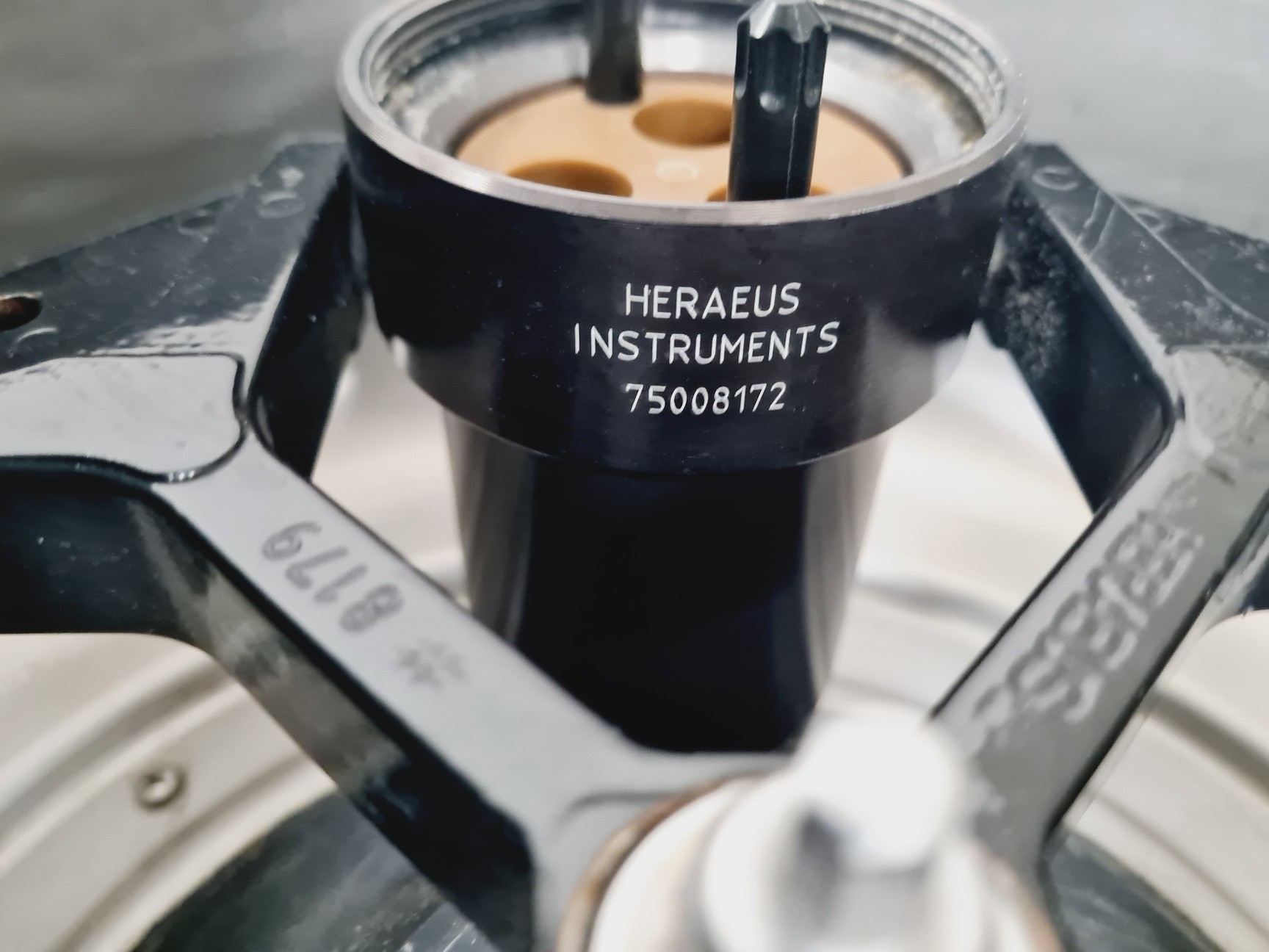 Image of Heraeus Function Line Labofuge 400R Centrifuge Lab