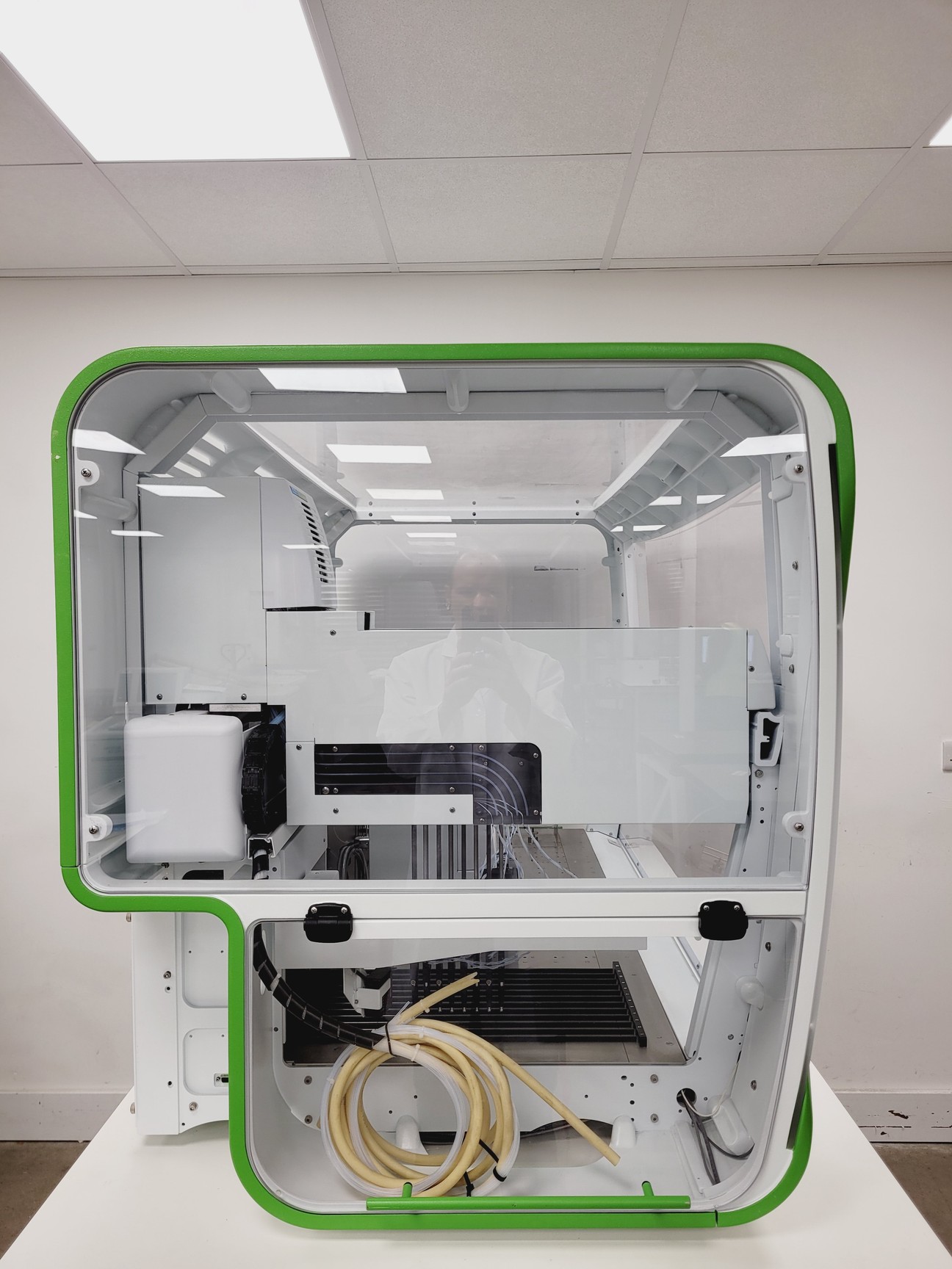 Image of Perkin Elmer Janus G3 Integrator Varispan Deck Liquid Handler Lab