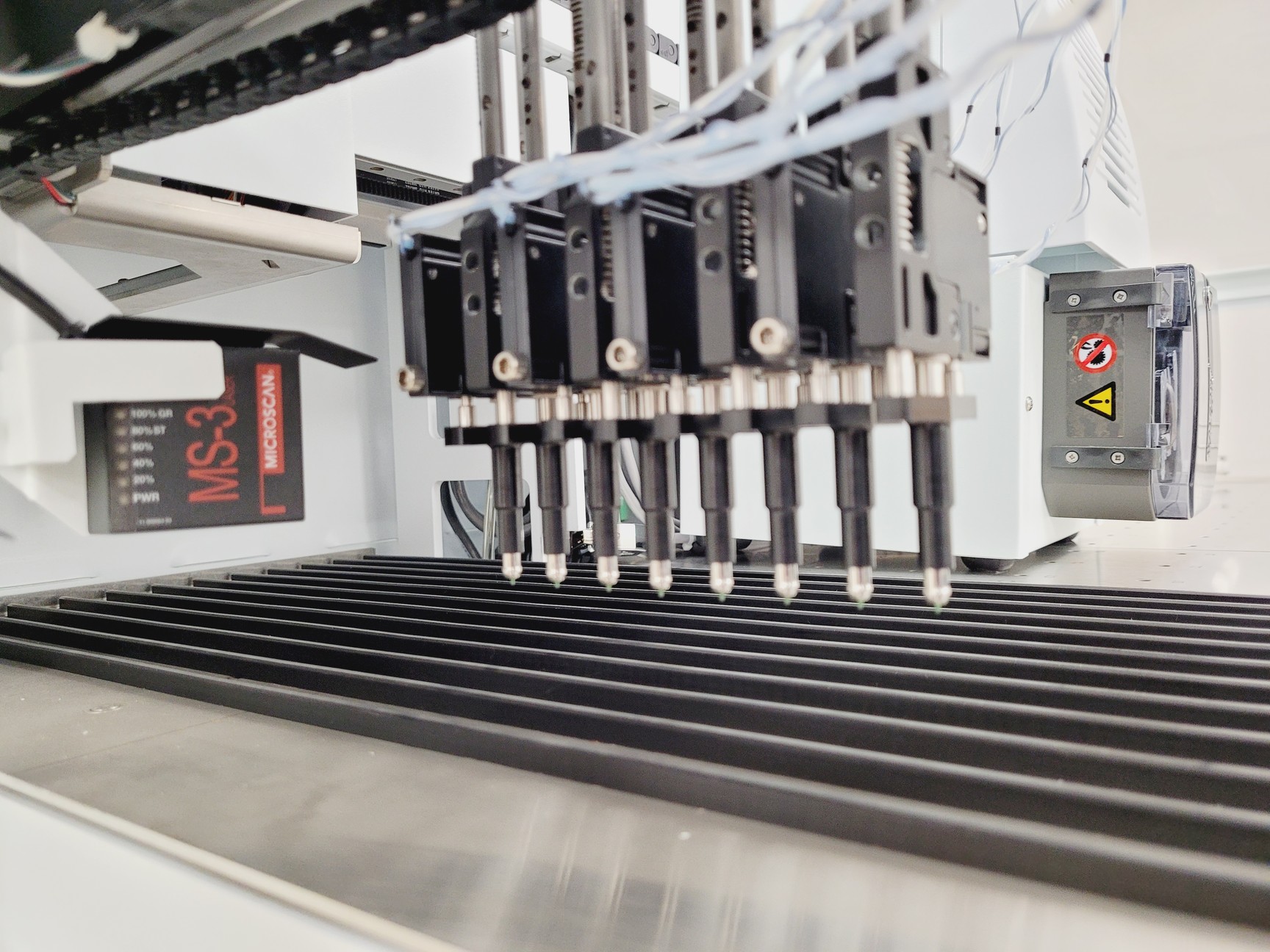 Image of Perkin Elmer Janus G3 Integrator Varispan Deck Liquid Handler Lab