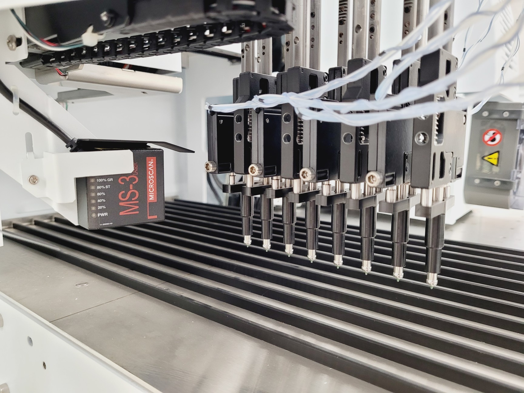 Image of Perkin Elmer Janus G3 Integrator Varispan Deck Liquid Handler Lab