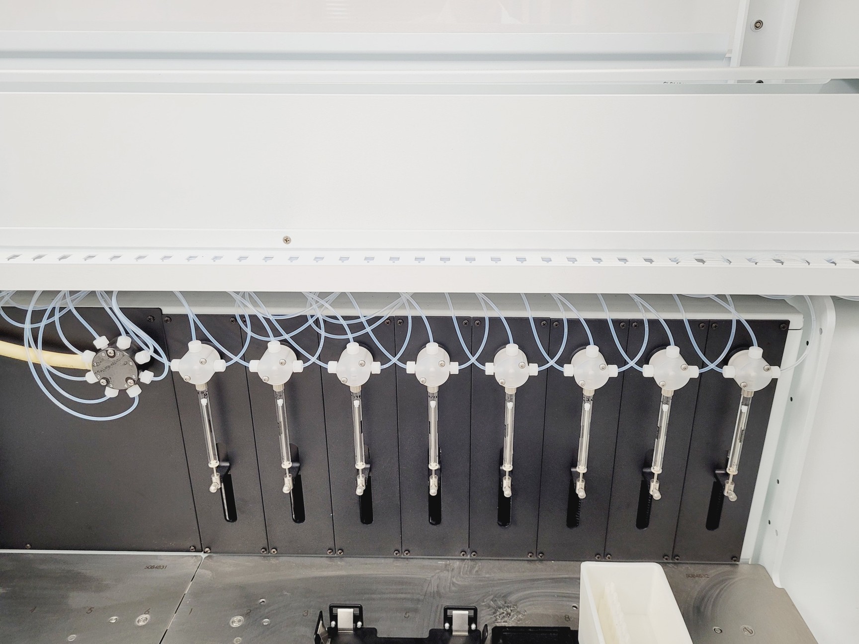 Image of Perkin Elmer Janus G3 Integrator Varispan Deck Liquid Handler Lab