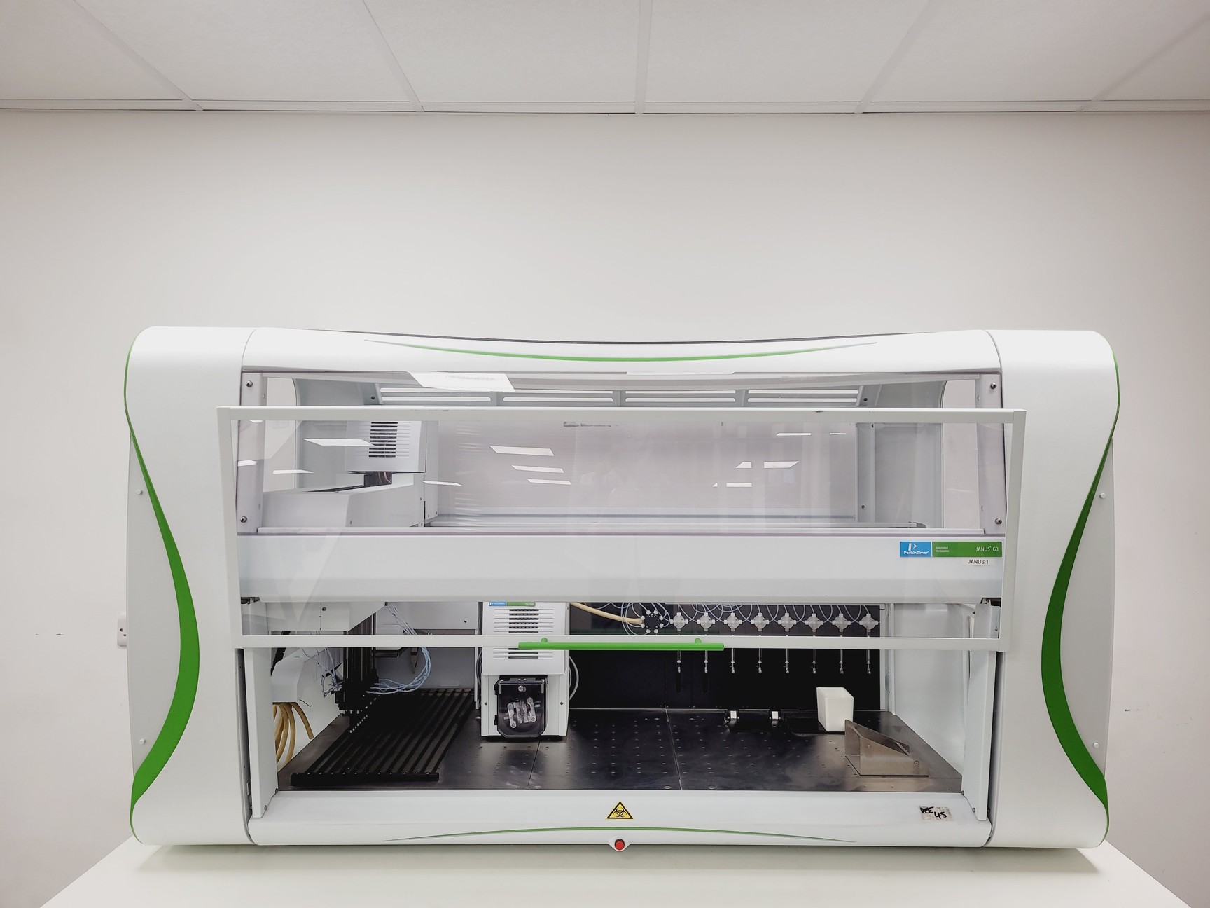 Image of Perkin Elmer Janus G3 Integrator Varispan Deck Liquid Handler Lab