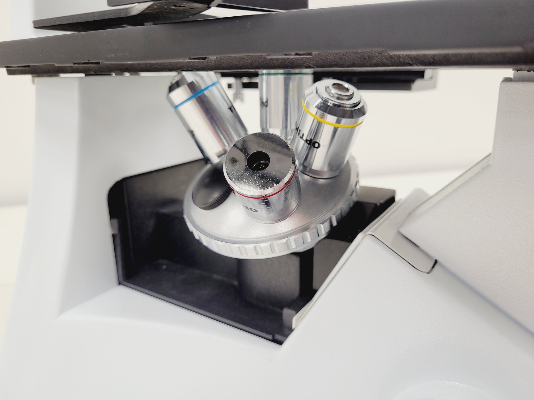 Image of Optika Inverted Microscope Model XDS-2 w/ 4 x Objectives Ph 4x 10x 20x 40x Lab