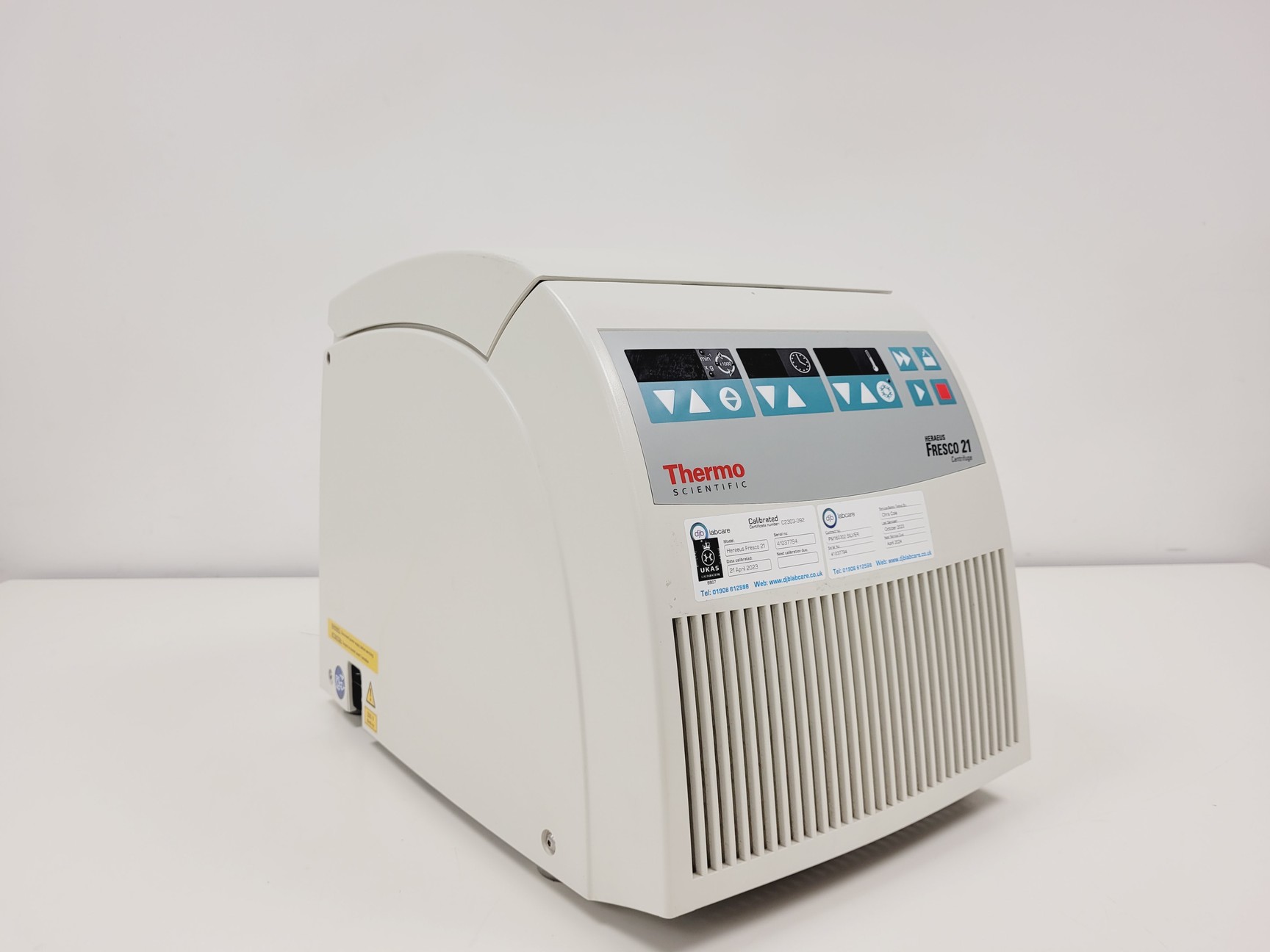 Image of Thermo Scientific Fresco 21 Refrigerated Benchtop Centrifuge Lab