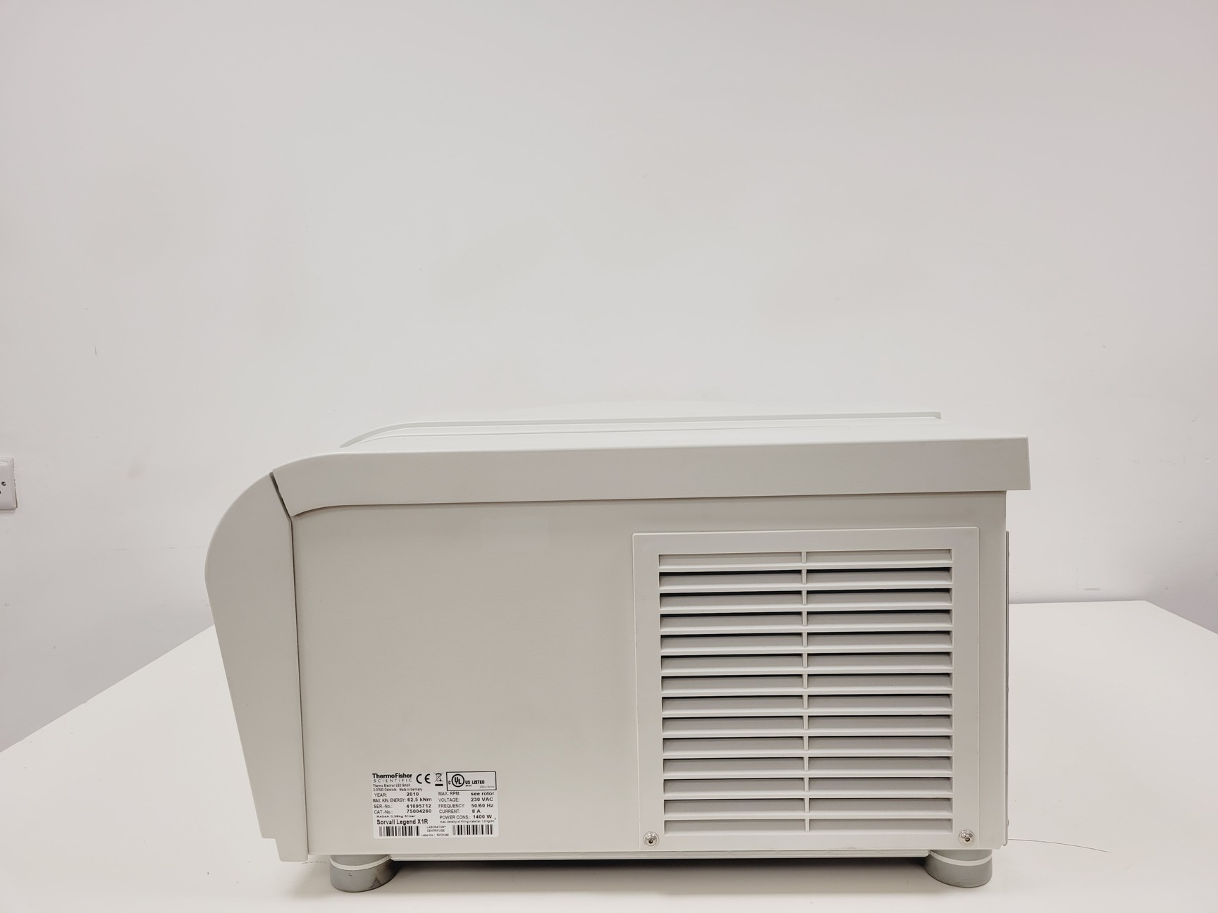 Image of Thermo Scientific Legend X1R Centrifuge with 5000rpm Rotor Lab