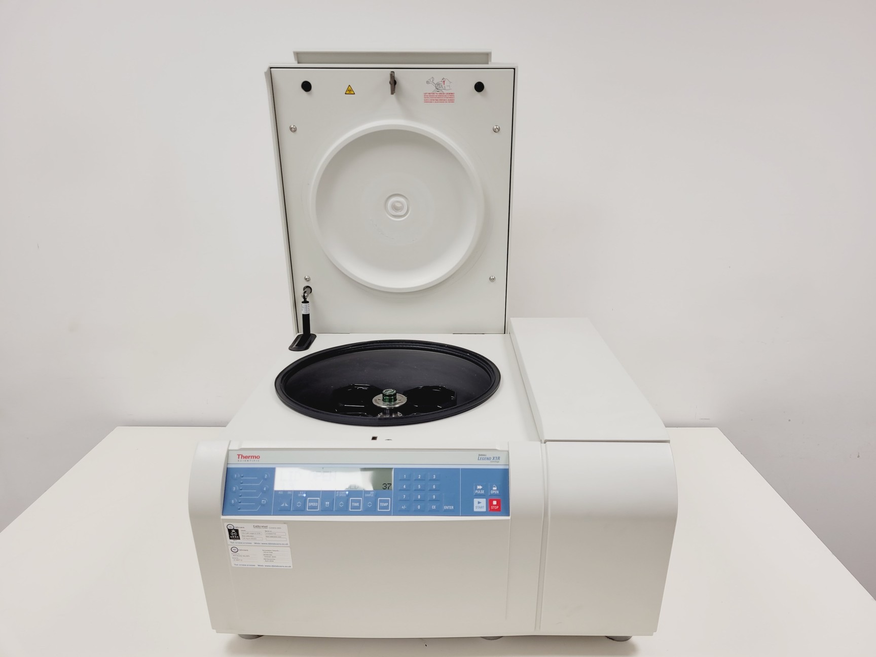 Image of Thermo Scientific Legend X1R Centrifuge with 5000rpm Rotor Lab