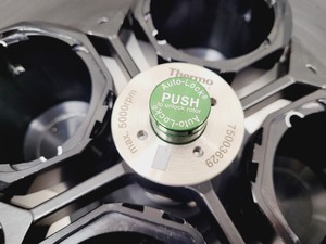 Thumbnail image of Thermo Scientific Legend X1R Centrifuge with 5000rpm Rotor Lab