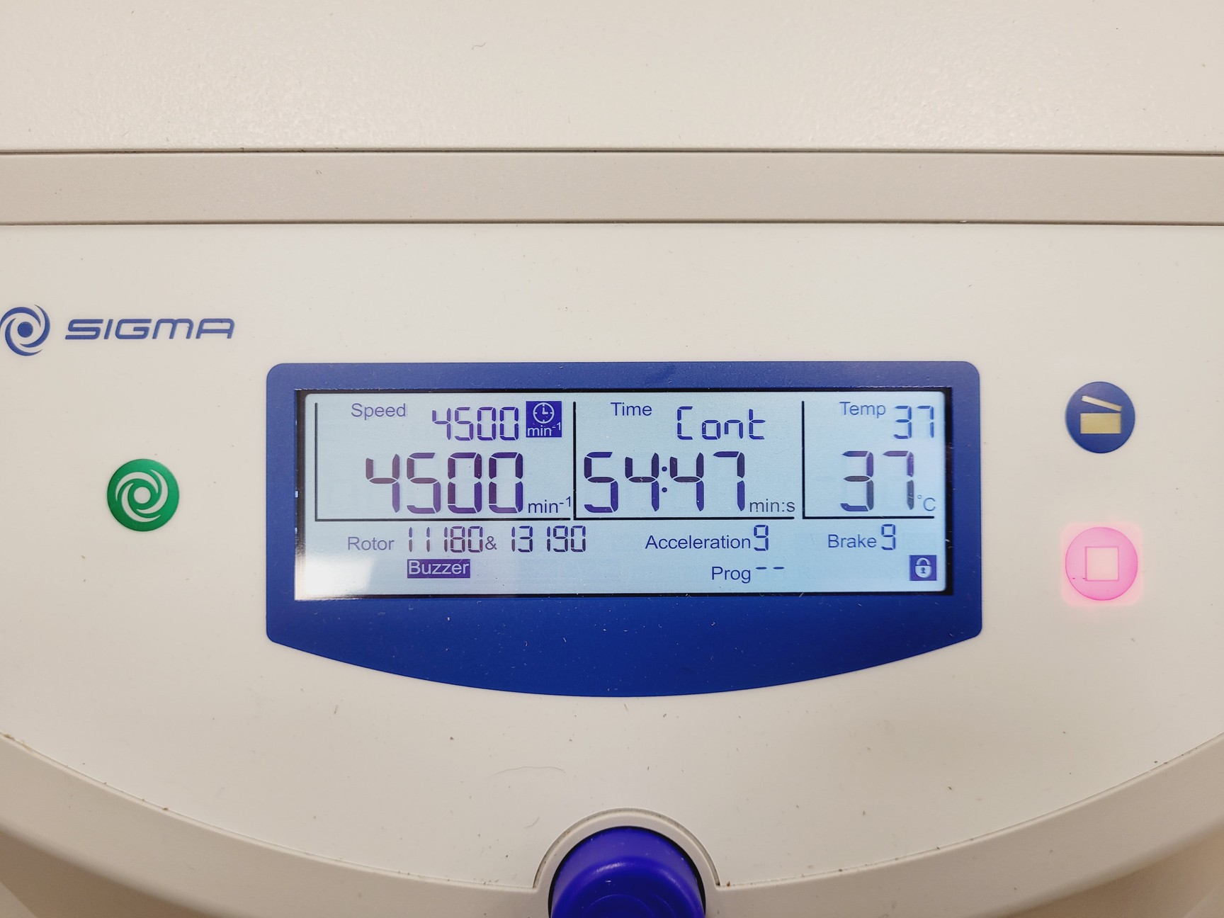 Image of Sigma Model 3-16KL Centrifuge Lab