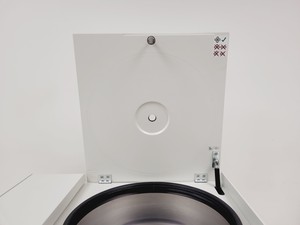 Thumbnail image of Sigma Model 3-16KL Centrifuge Lab