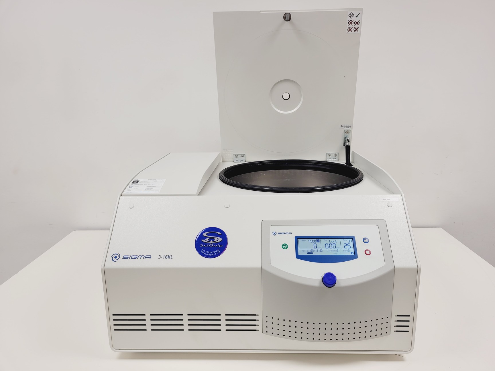 Image of Sigma Model 3-16KL Centrifuge Lab