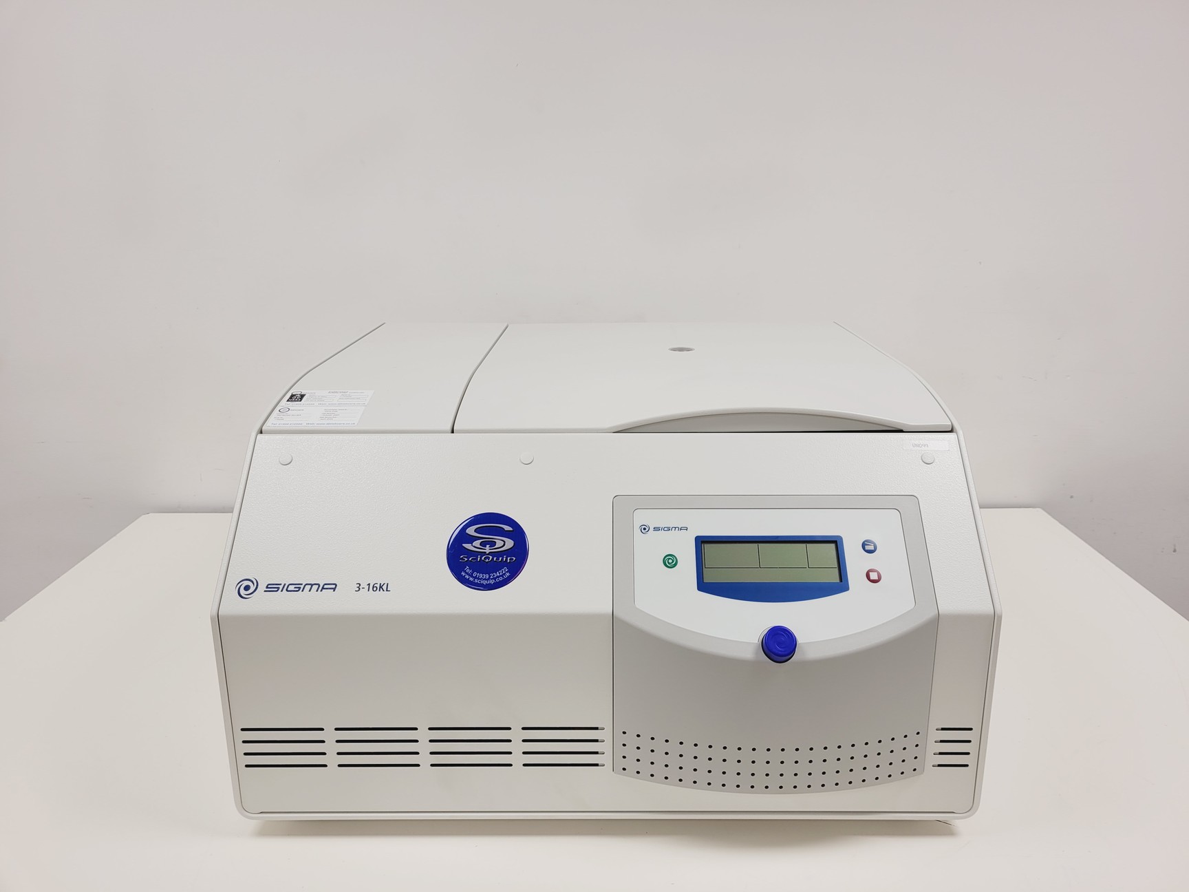 Image of Sigma Model 3-16KL Centrifuge Lab