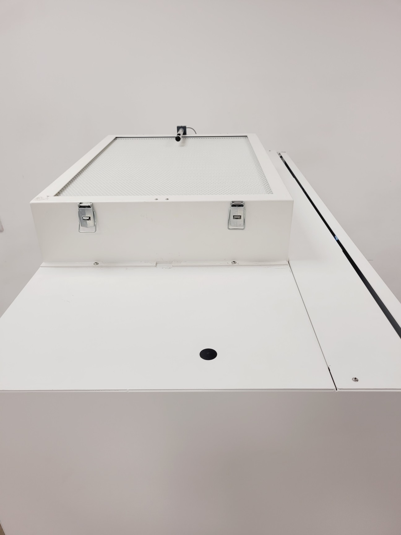 Image of Scanlaf Model Mars 1200 Class 2 Safety Cabinet Lab