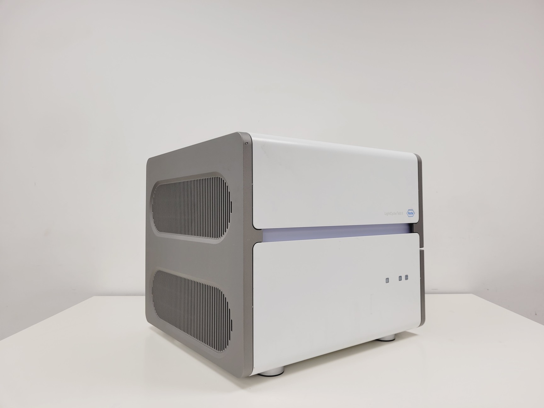 Image of Roche LightCycler 480 II/96 PCR Real Time Thermal Cycler