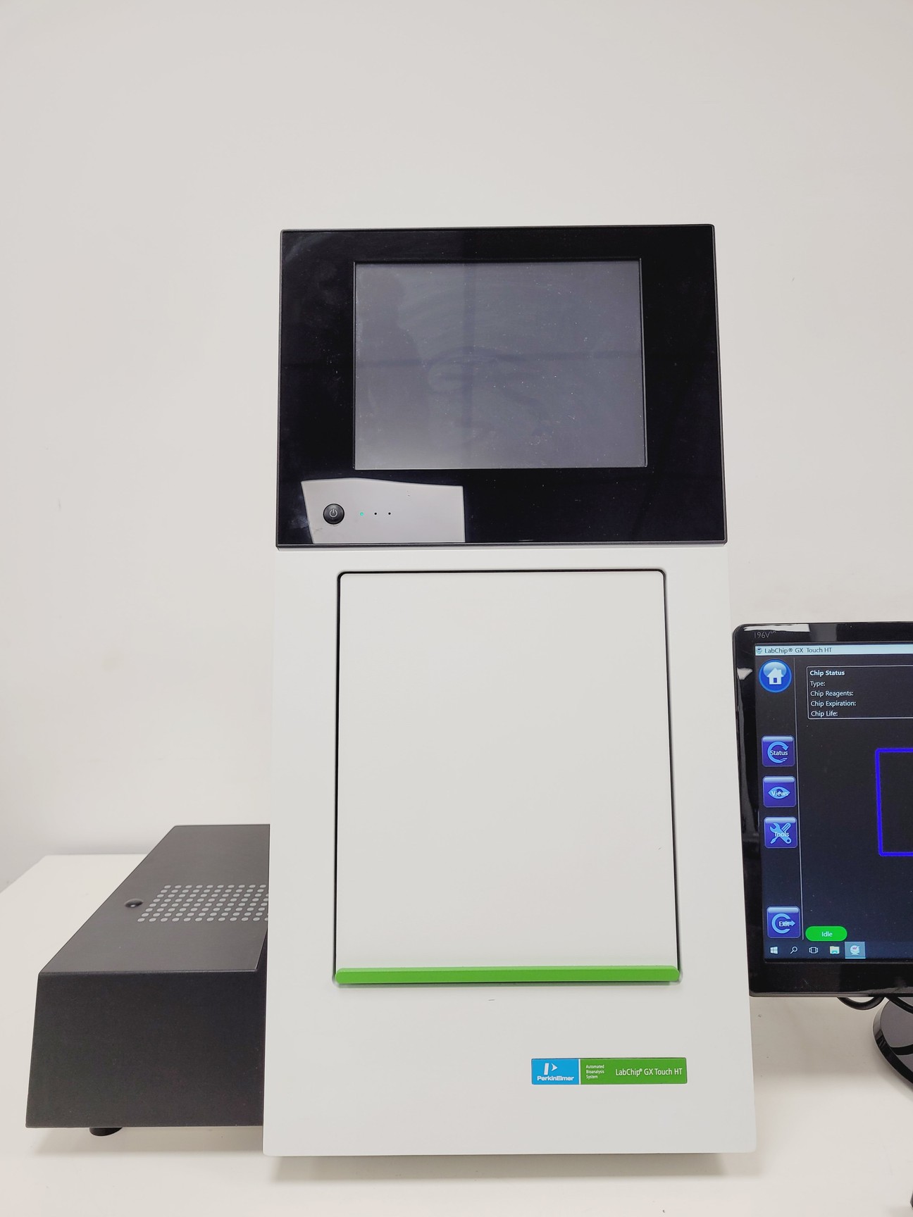 Image of Perkin Elmer LabChip GX Touch HT (Faulty Touchscreen, but is working) Lab