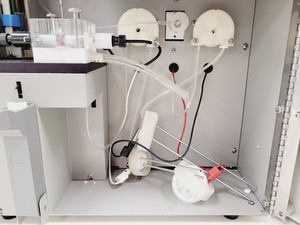 Thumbnail image of YSI 2300D 110V STAT Plus Glucose Lactate Analyzer Lab Spares/Repairs