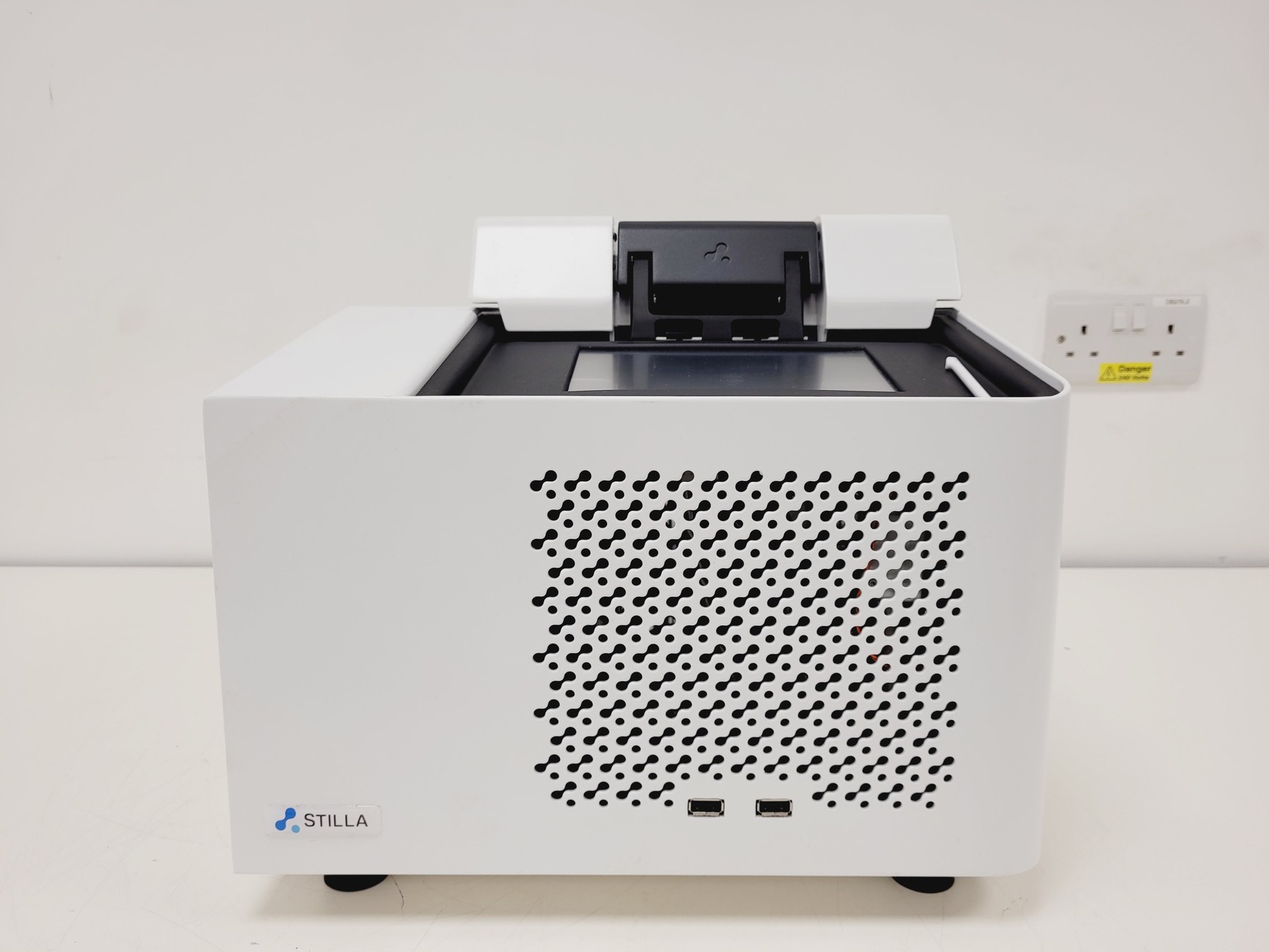 Image of Stilla Naica Crystal Digital PCR System Naica Prism 3 Naica Geode Lab